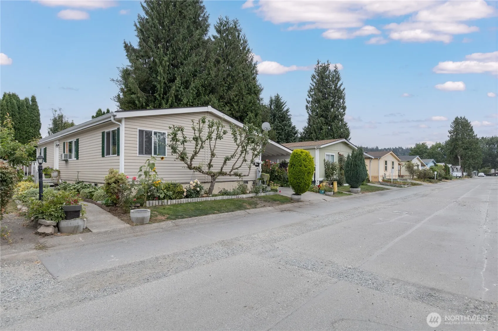 Property photo for 607 Se 37th Street #94, Auburn photo 2