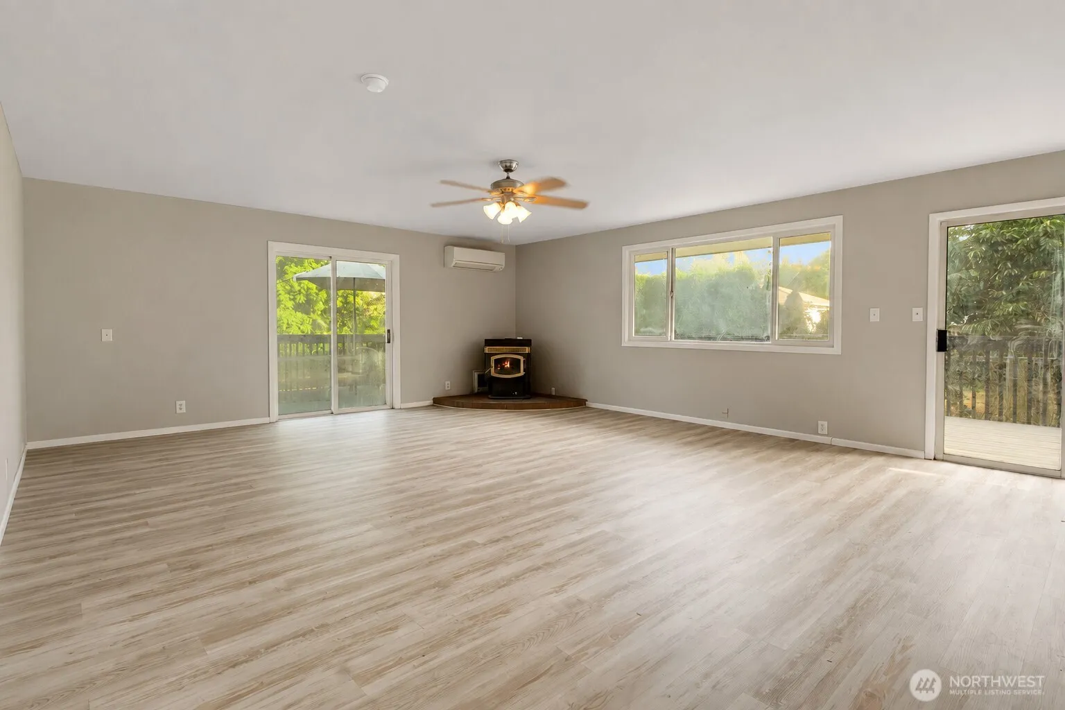 Property photo for 16507 122nd Avenue E, Puyallup photo 5