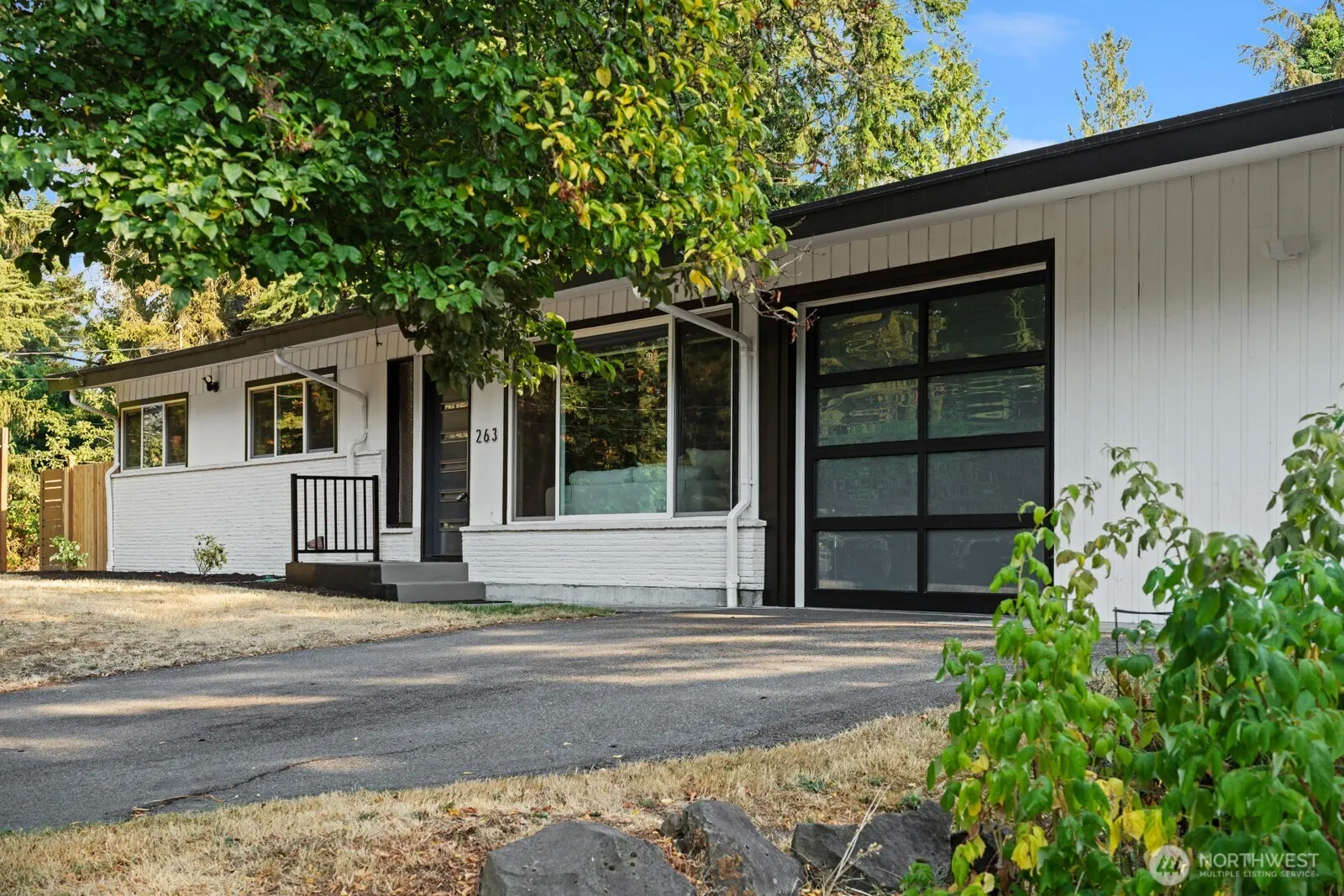 Property photo for 263 N 171st Street, Shoreline photo 2