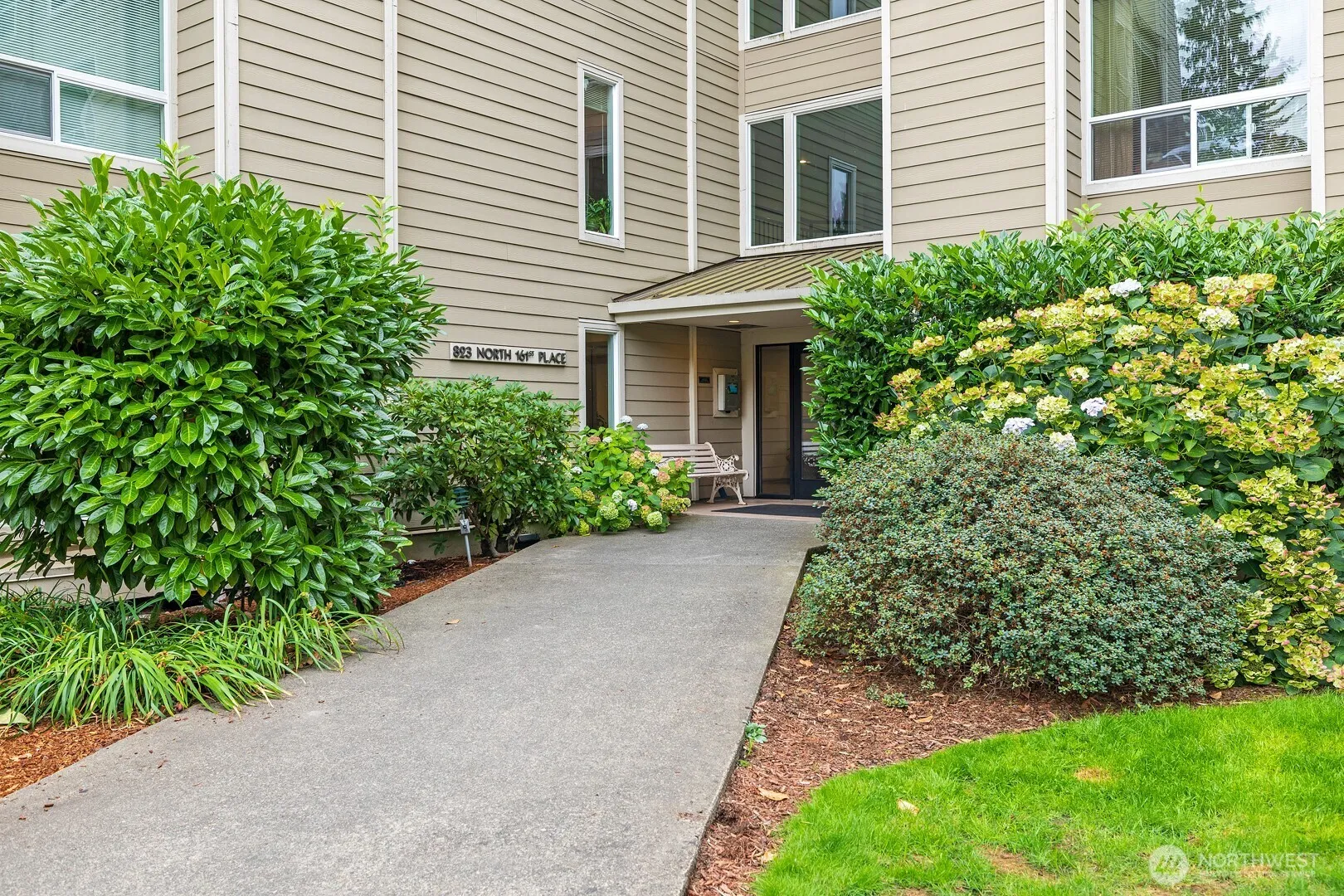 Property photo for 823 N 161st Place #302, Seattle
