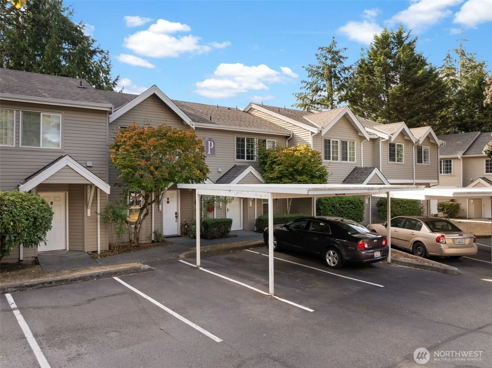 Property photo for 2100 S 336th Street #p4, Federal Way photo 3