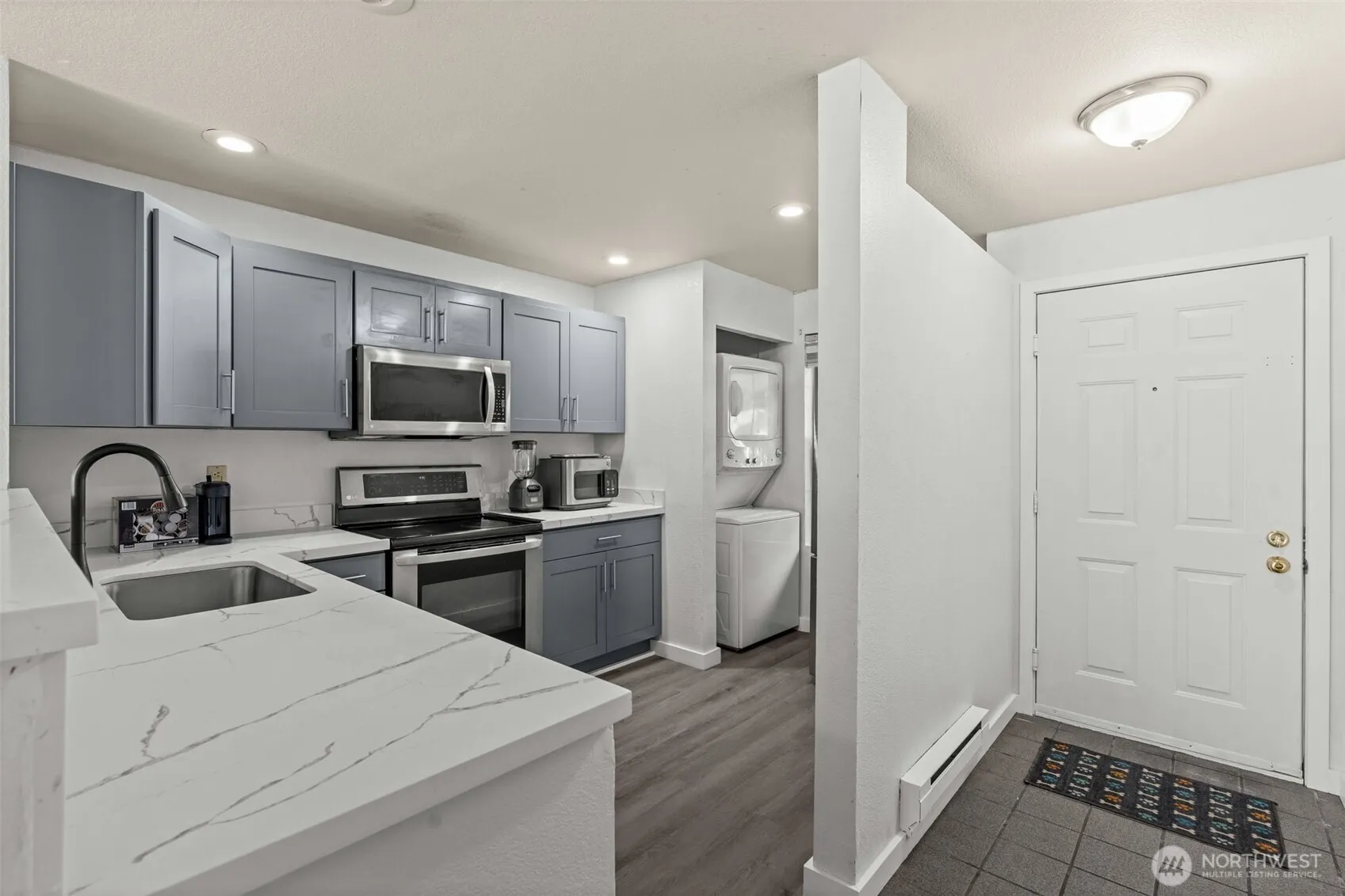 Property photo for 2100 S 336th Street #p4, Federal Way photo 5