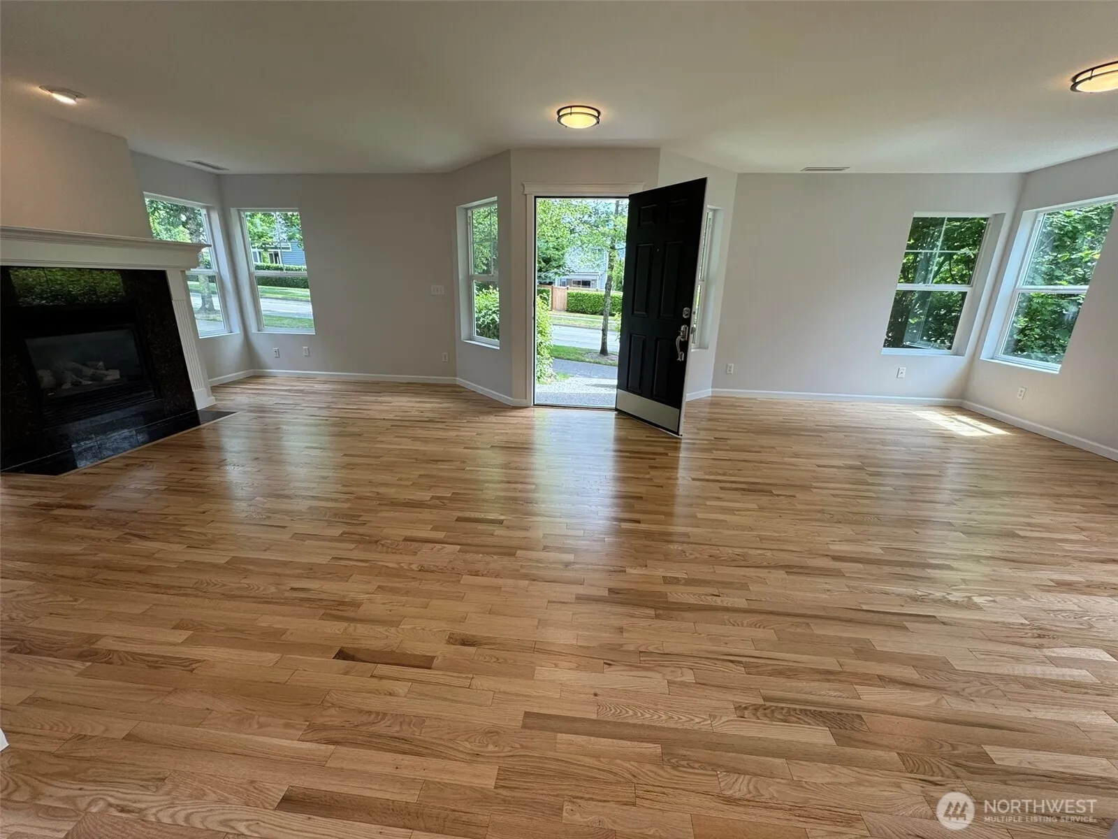 Property photo for 7431 Fairway Avenue Se, Snoqualmie photo 3
