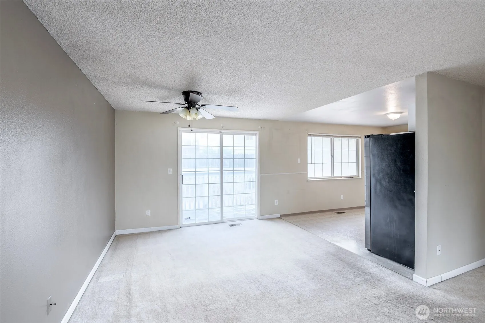 Property photo for 8858 81st Avenue Sw, Lakewood photo 5