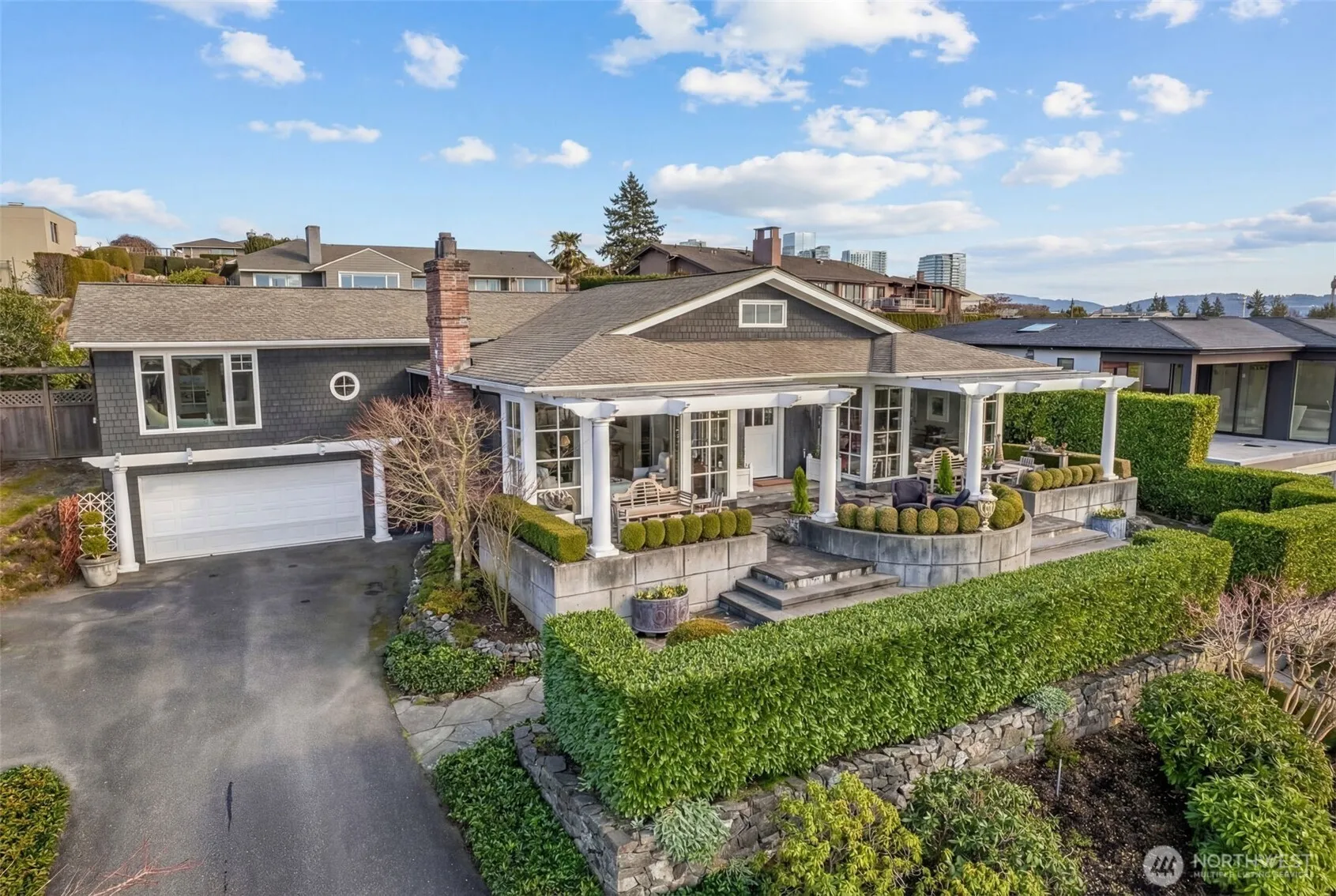 Property photo for 9400 Vineyard Crest, Bellevue
