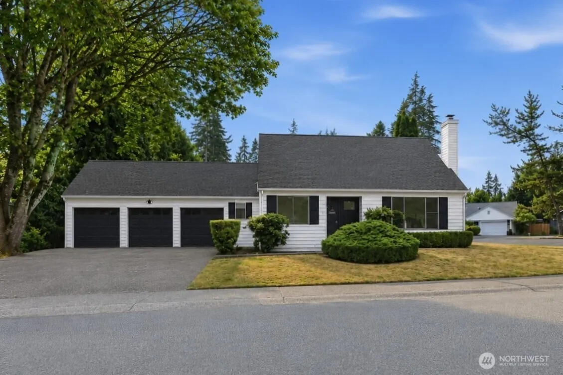 Property photo for 13905 121st Avenue Ne, Kirkland