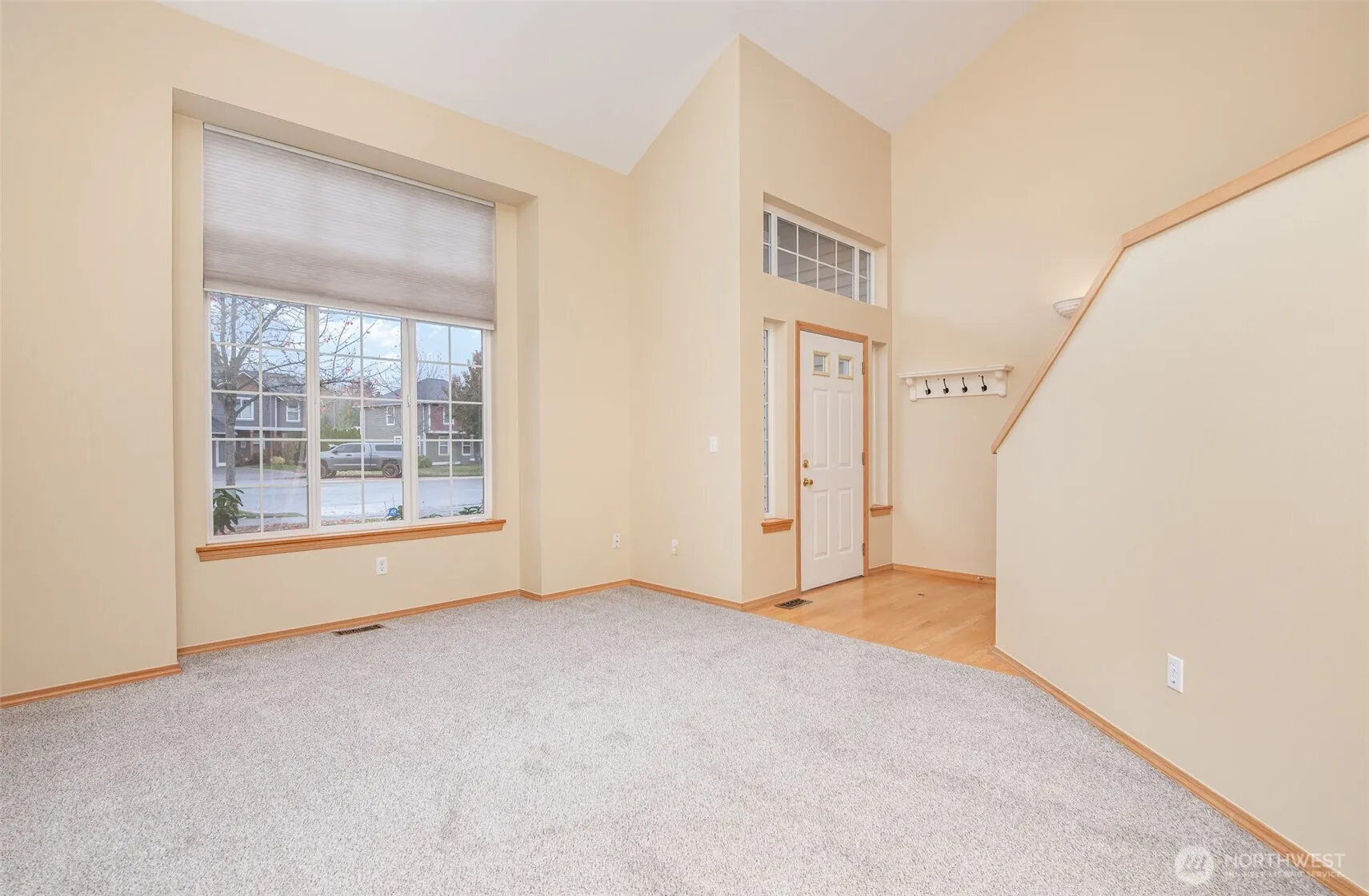 Property photo for 4311 Ne 9th Place, Renton photo 3