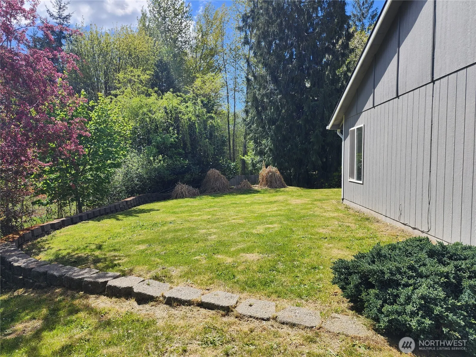 Property photo for 181 E Oakdale Street, Allyn photo 3