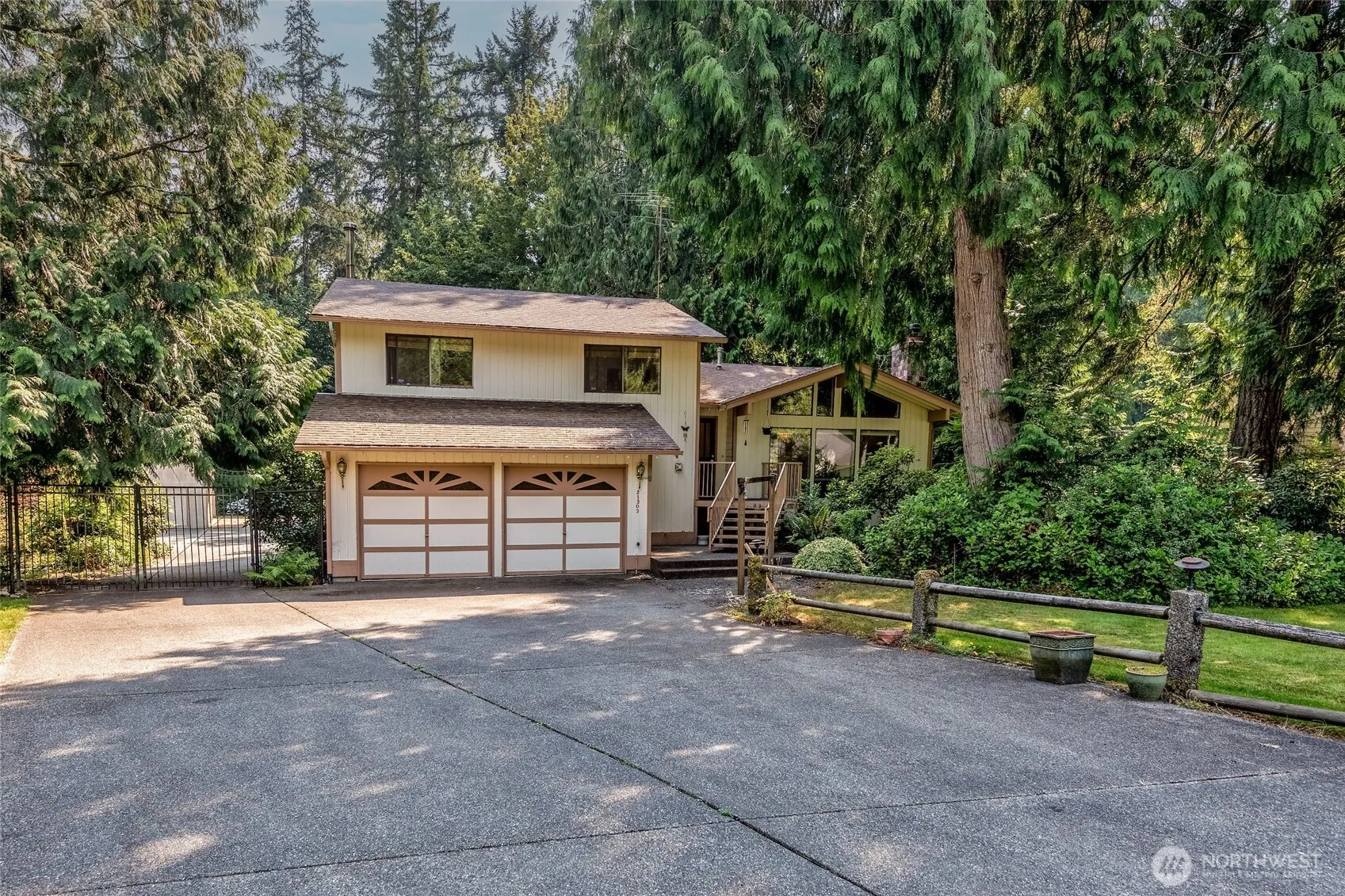 Property photo for 21303 Ne 151st Street, Woodinville photo 2