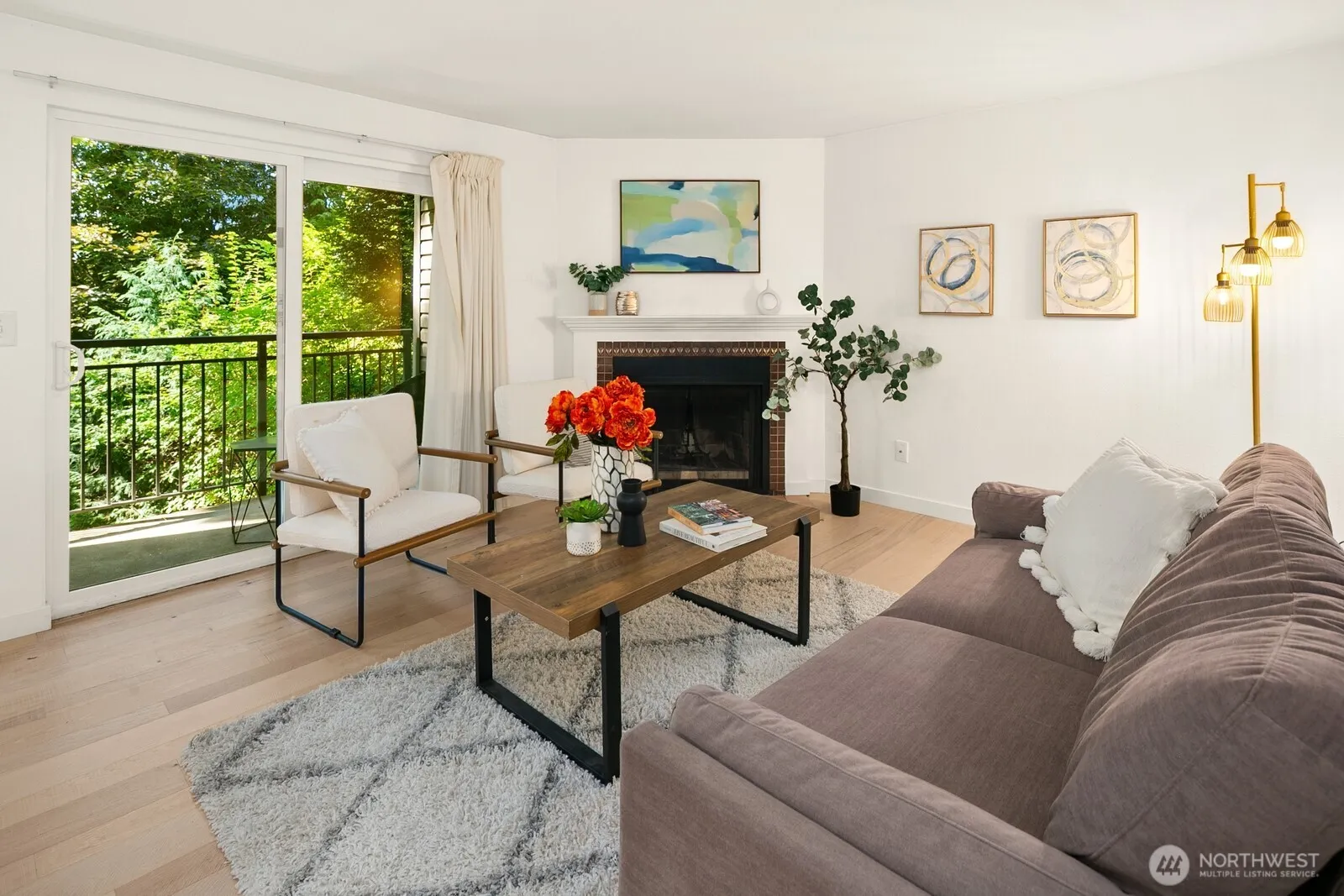 Property photo for 12708 Ne 144th Street #b-104, Kirkland photo 3