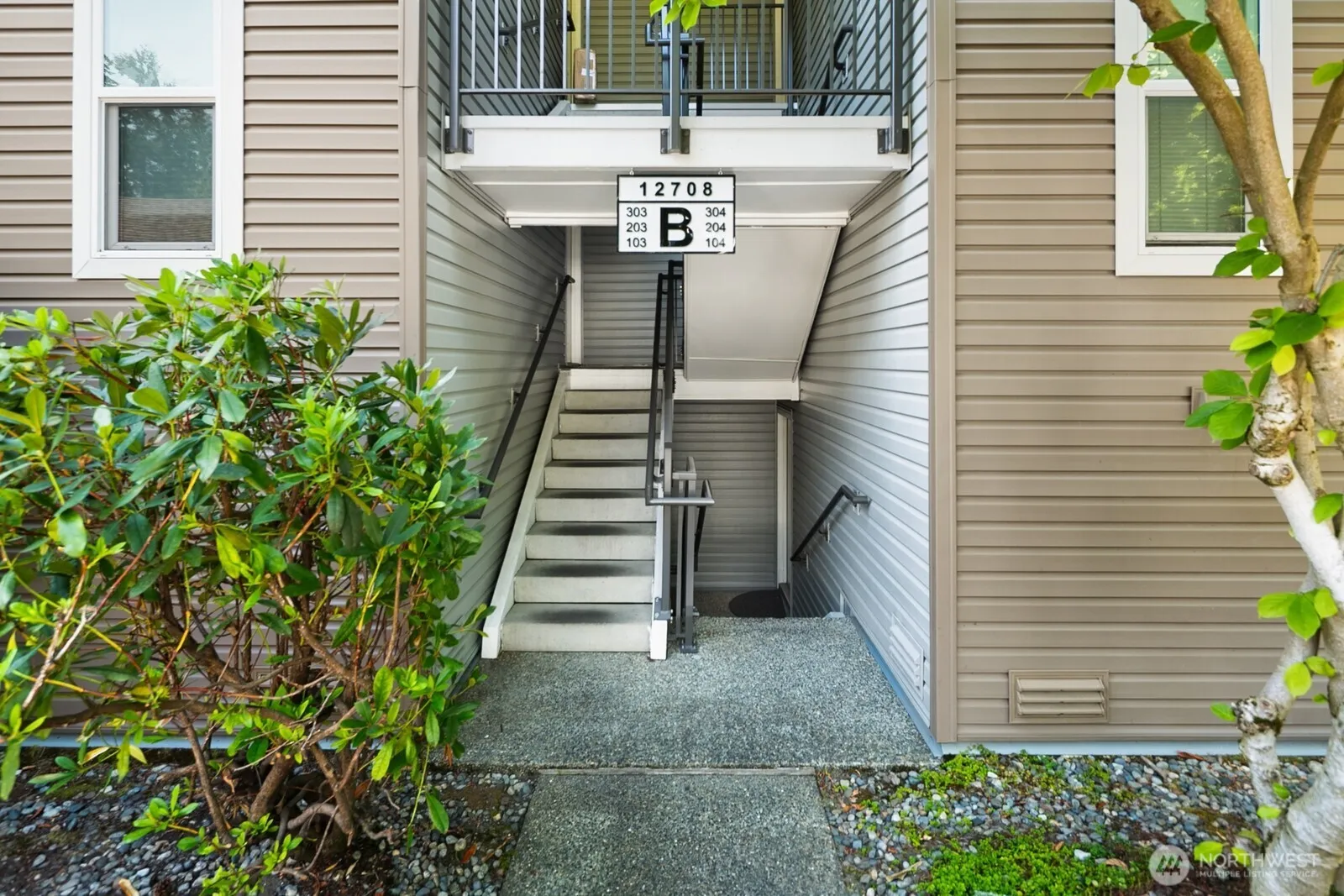 Property photo for 12708 Ne 144th Street #b-104, Kirkland photo 2