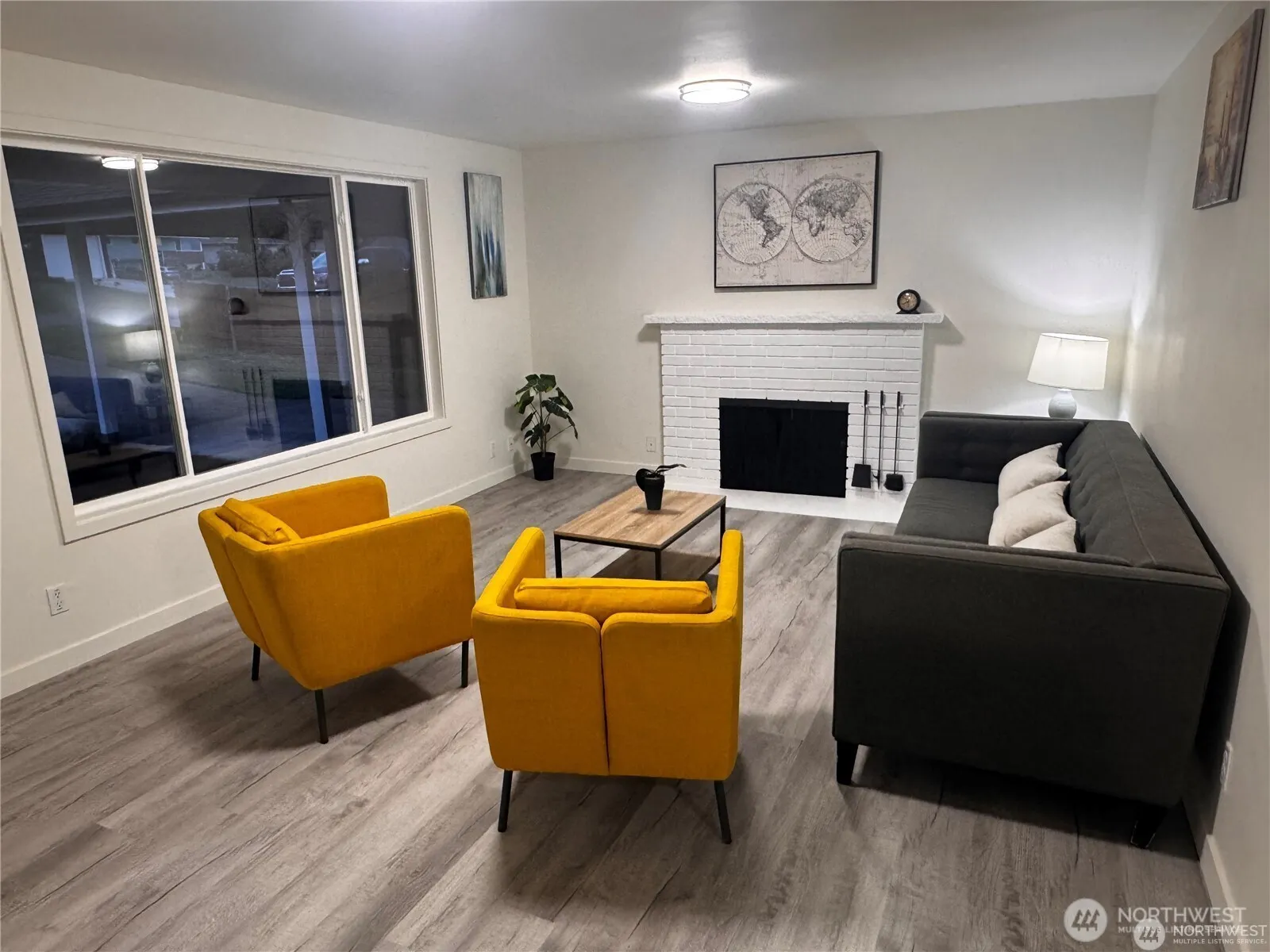 Property photo for 23106 67th Place W, Mountlake Terrace photo 4