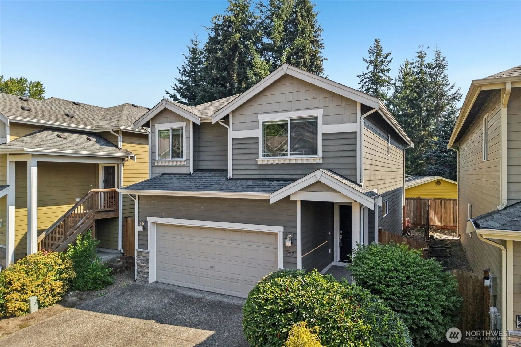 Property photo for 19627 1st Avenue Se, Bothell photo 3