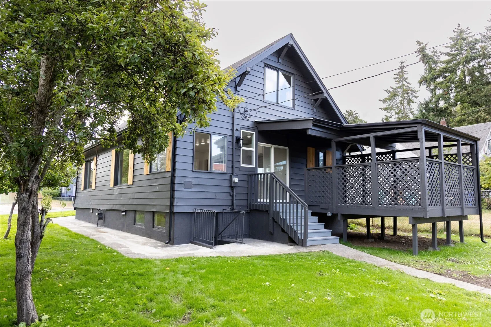 Property photo for 1437 E 30th Street, Tacoma photo 3