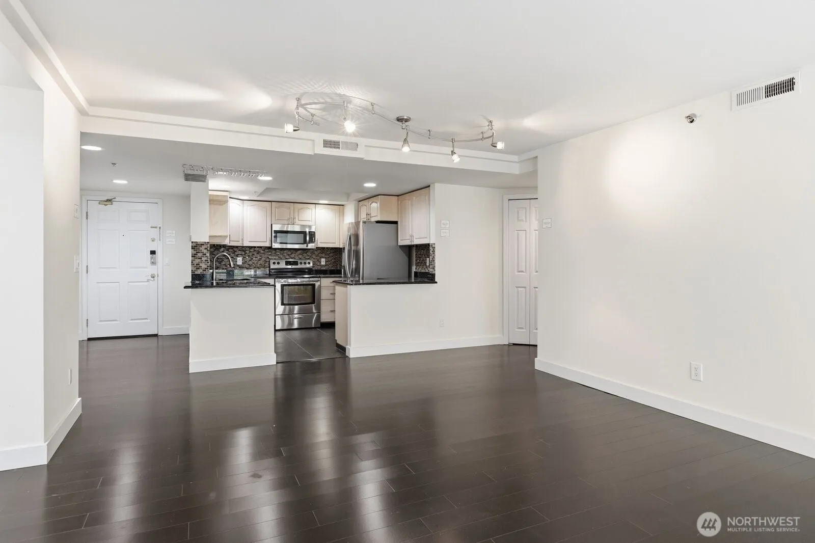 Property photo for 11011 Ne 12th Street #202, Bellevue photo 5