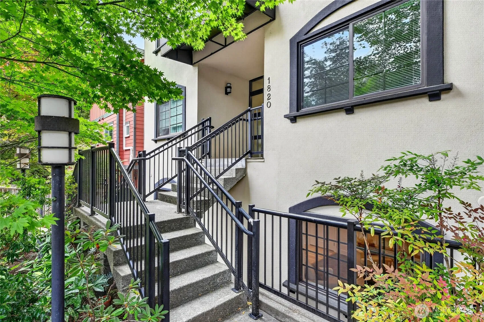 Property photo for 1820 24th Avenue #101, Seattle