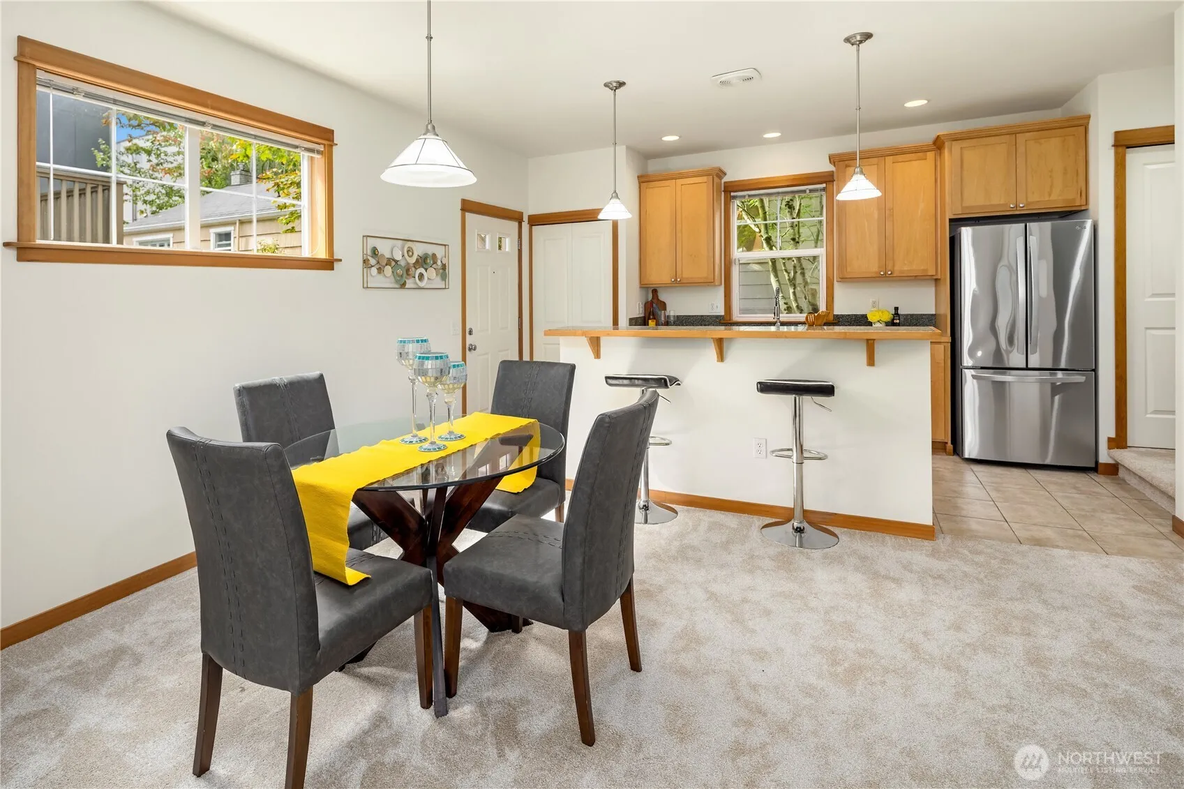 Property photo for 5614 Fauntleroy Way Sw #b, Seattle photo 4