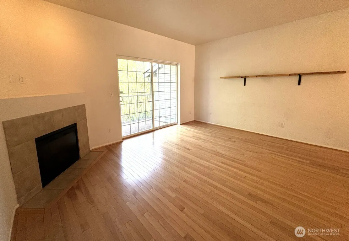 Property photo for 7020 Holly Park Drive S #w2, Seattle photo 3