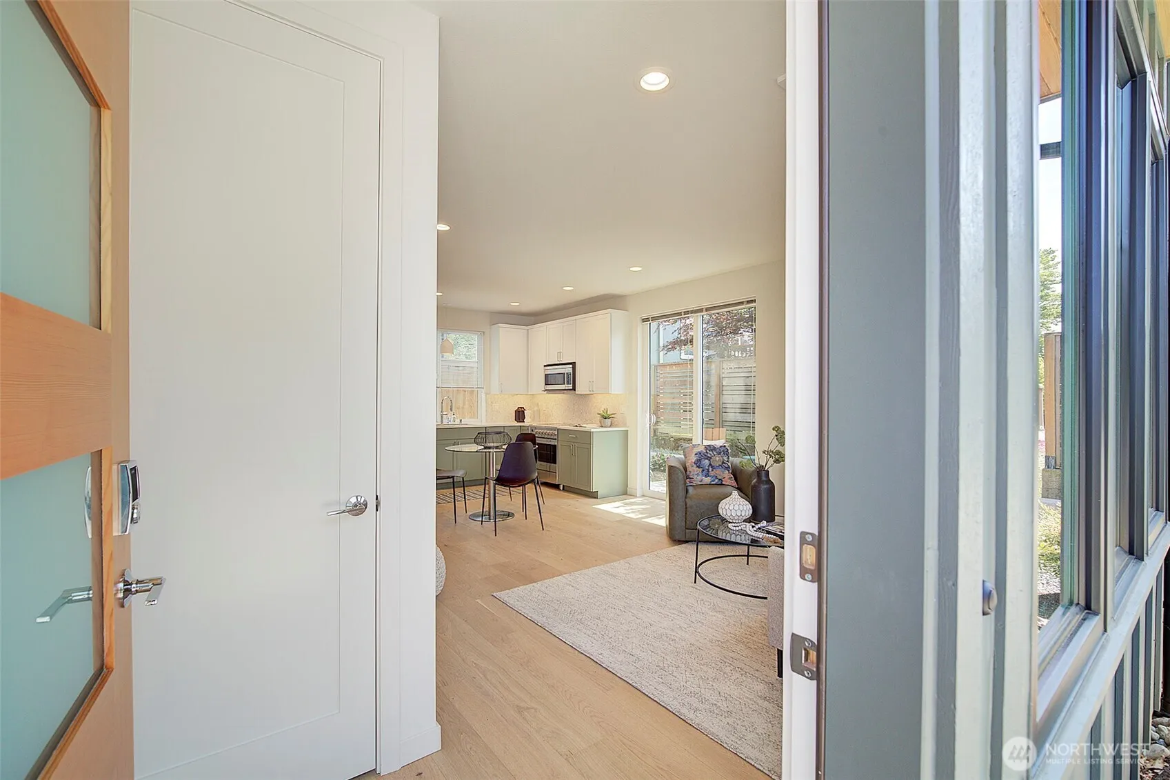 Property photo for 8319 25th Avenue Nw, Seattle photo 2