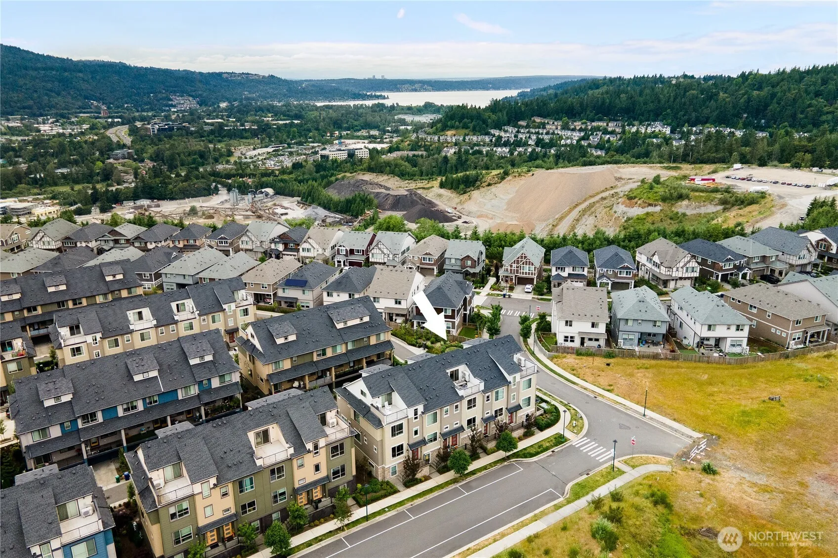 Property photo for 1429 8th Avenue Ne #8, Issaquah