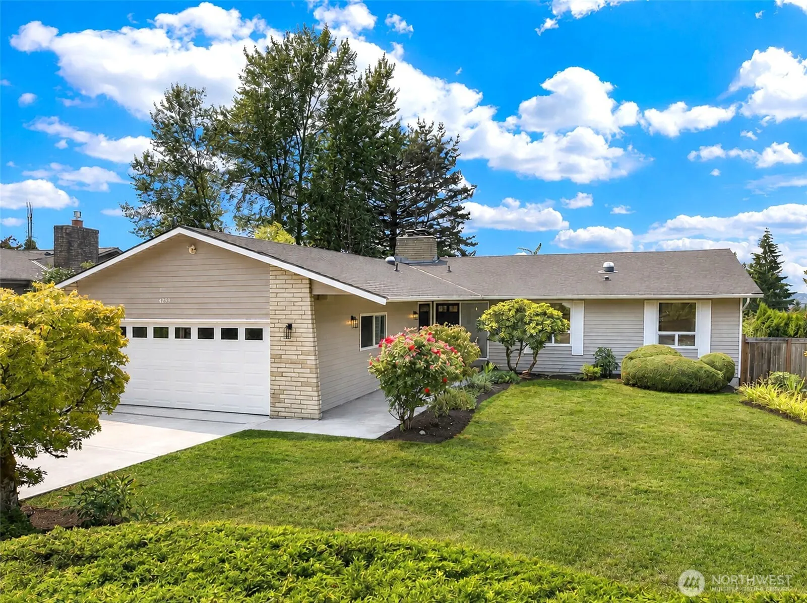 Property photo for 4259 133rd Avenue Se, Bellevue