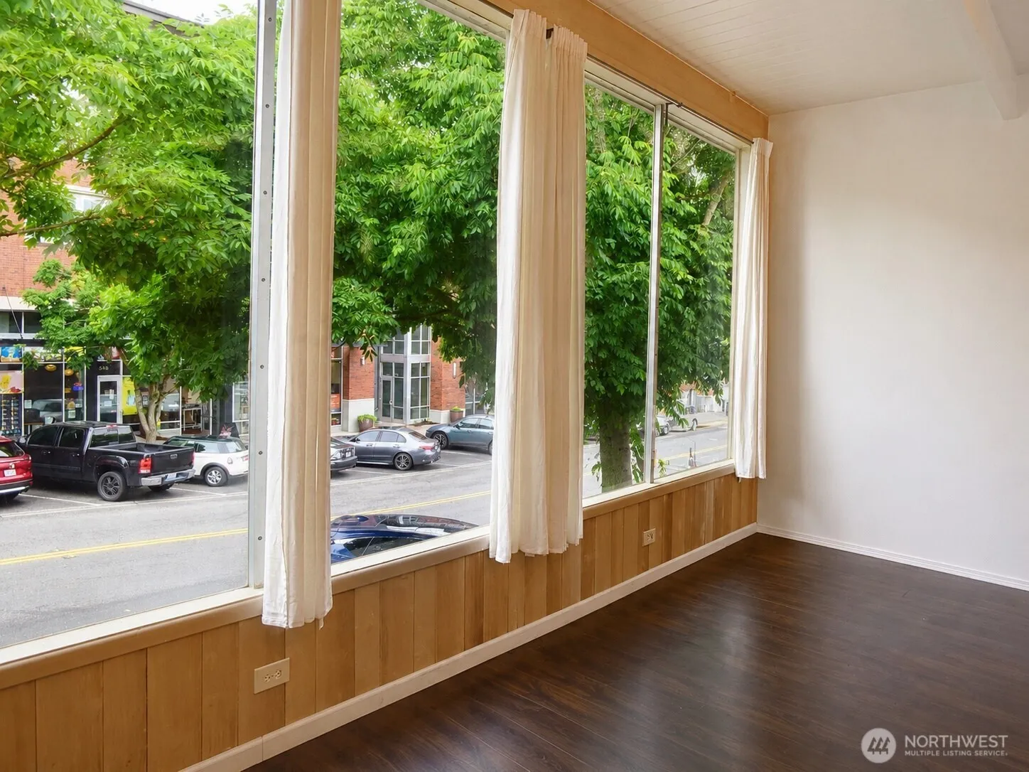 Property photo for 447 Sw 152nd Street #206, Burien photo 2