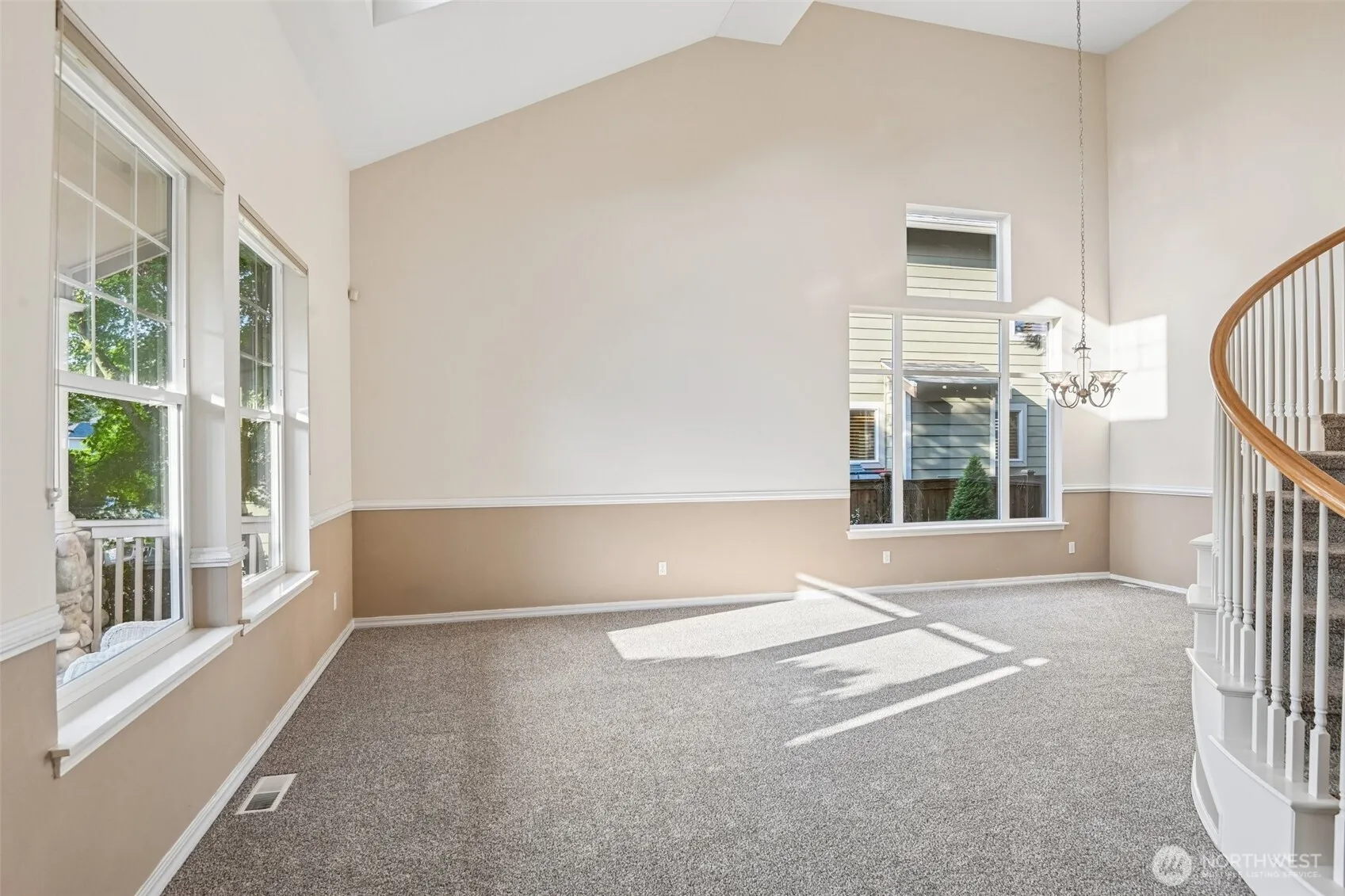 Property photo for 6326 Rebecca Avenue Se, Auburn photo 5