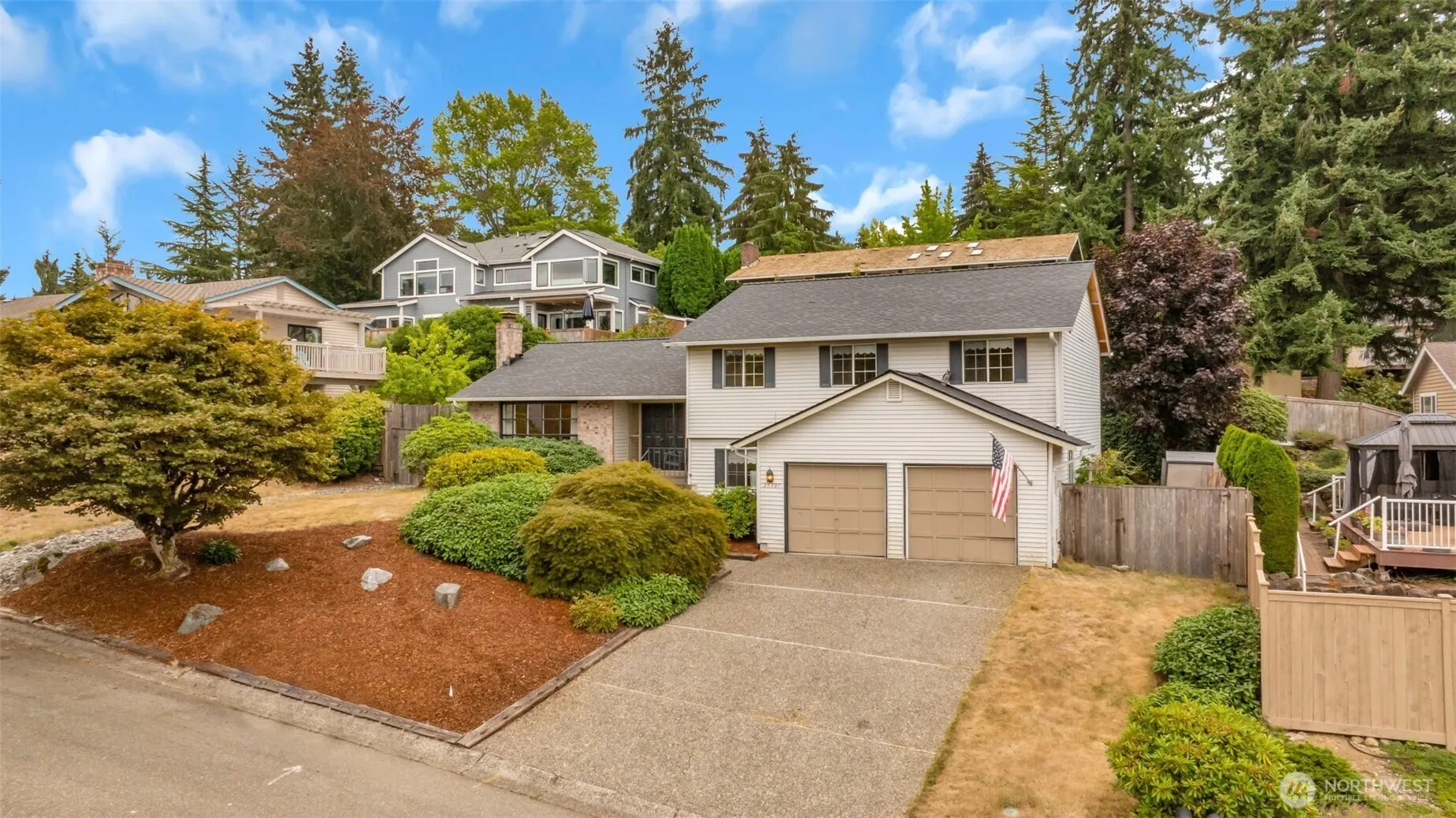 Property photo for 15307 Se 43rd Place, Bellevue