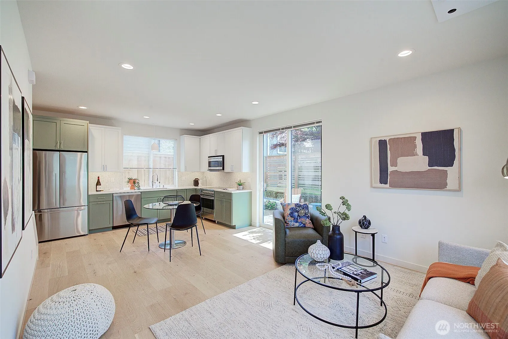 Property photo for 8319 25th Avenue Nw, Seattle photo 4