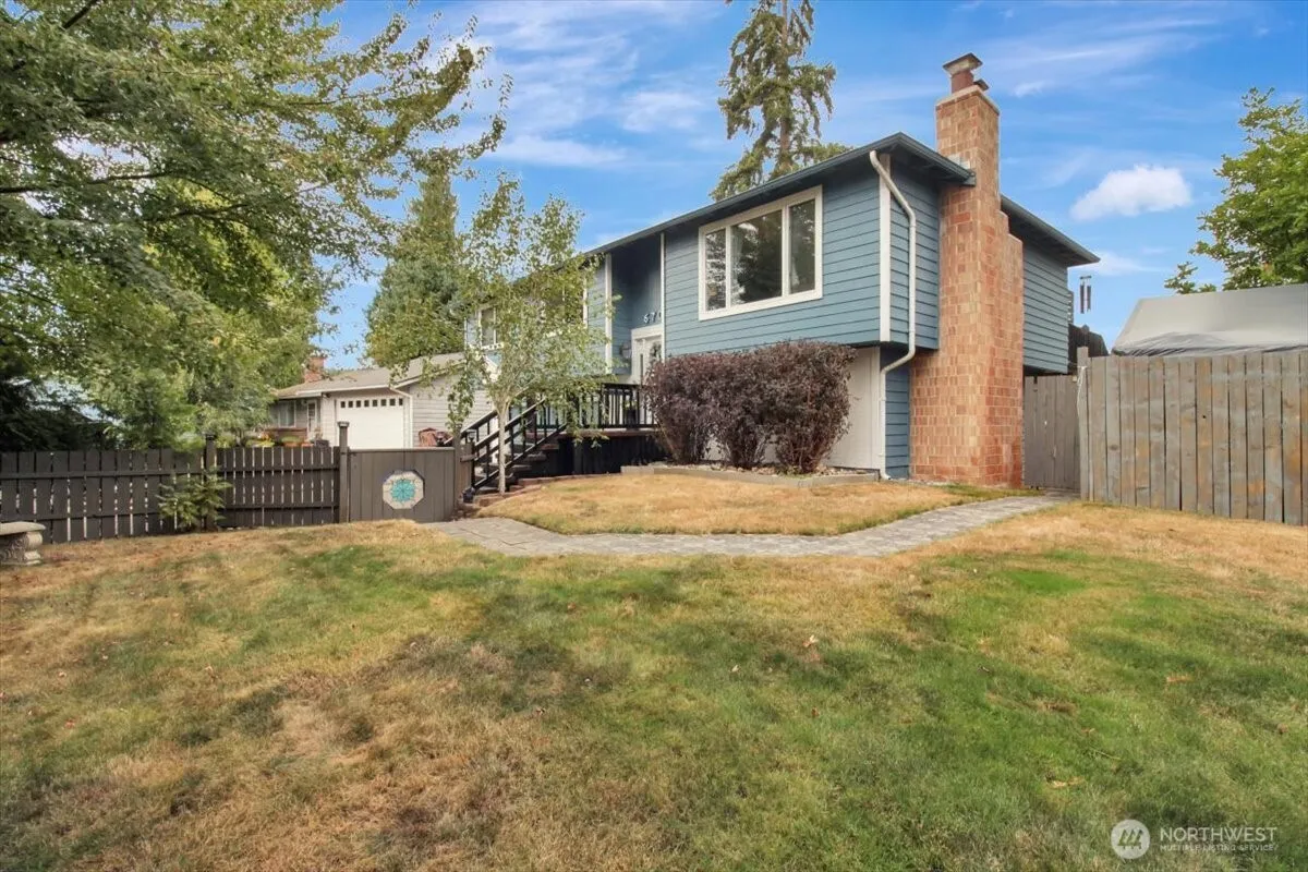 Property photo for 6706 22nd Drive Ne, Marysville photo 2
