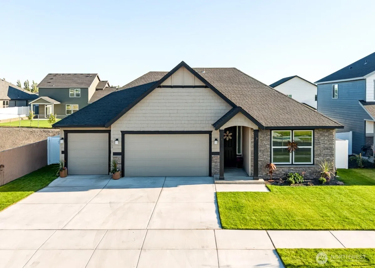 Property photo for 4713 W Thrush Street, Moses Lake photo 2