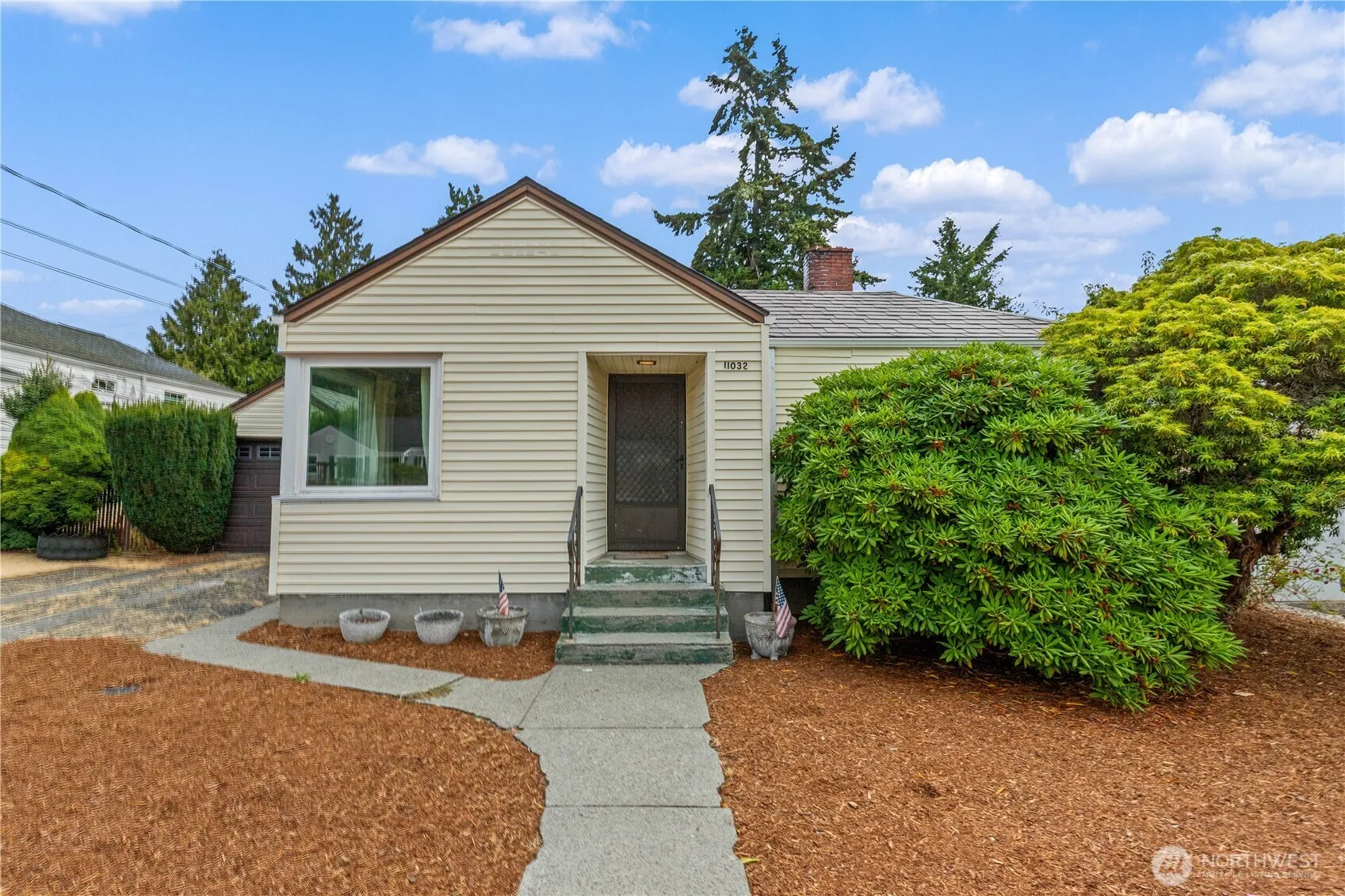 Property photo for 11032 Dayton Avenue N, Seattle