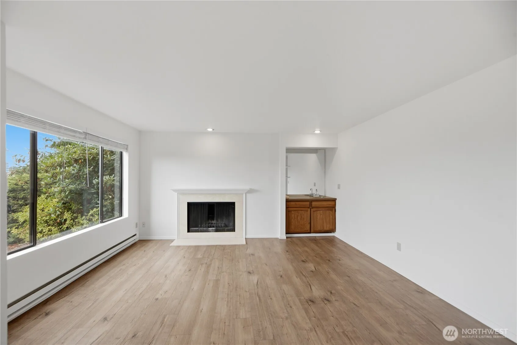 Property photo for 717 122nd Avenue Ne #b2, Bellevue photo 5