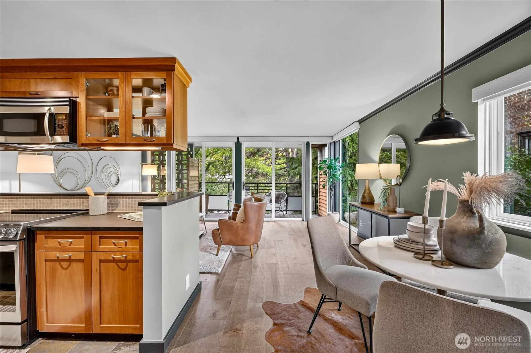 Property photo for 1616 41st Avenue E #305, Seattle photo 5