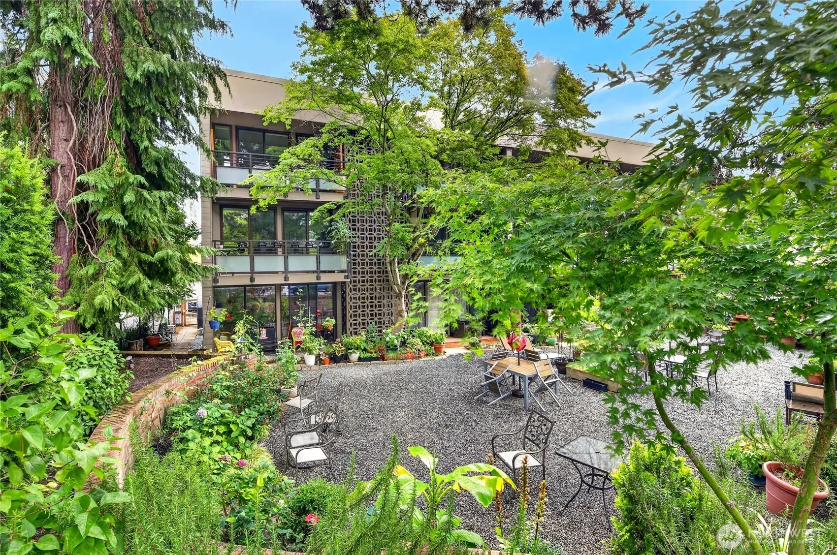 Property photo for 1616 41st Avenue E #305, Seattle