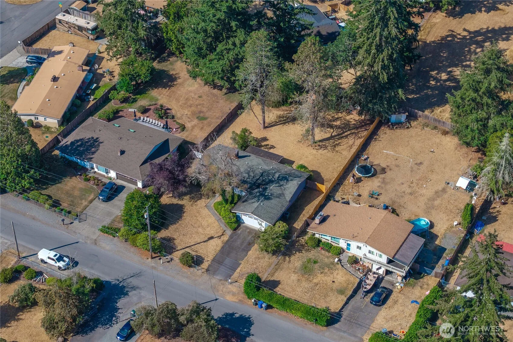 Property photo for 14926 11th Avenue Ct E, Tacoma photo 2