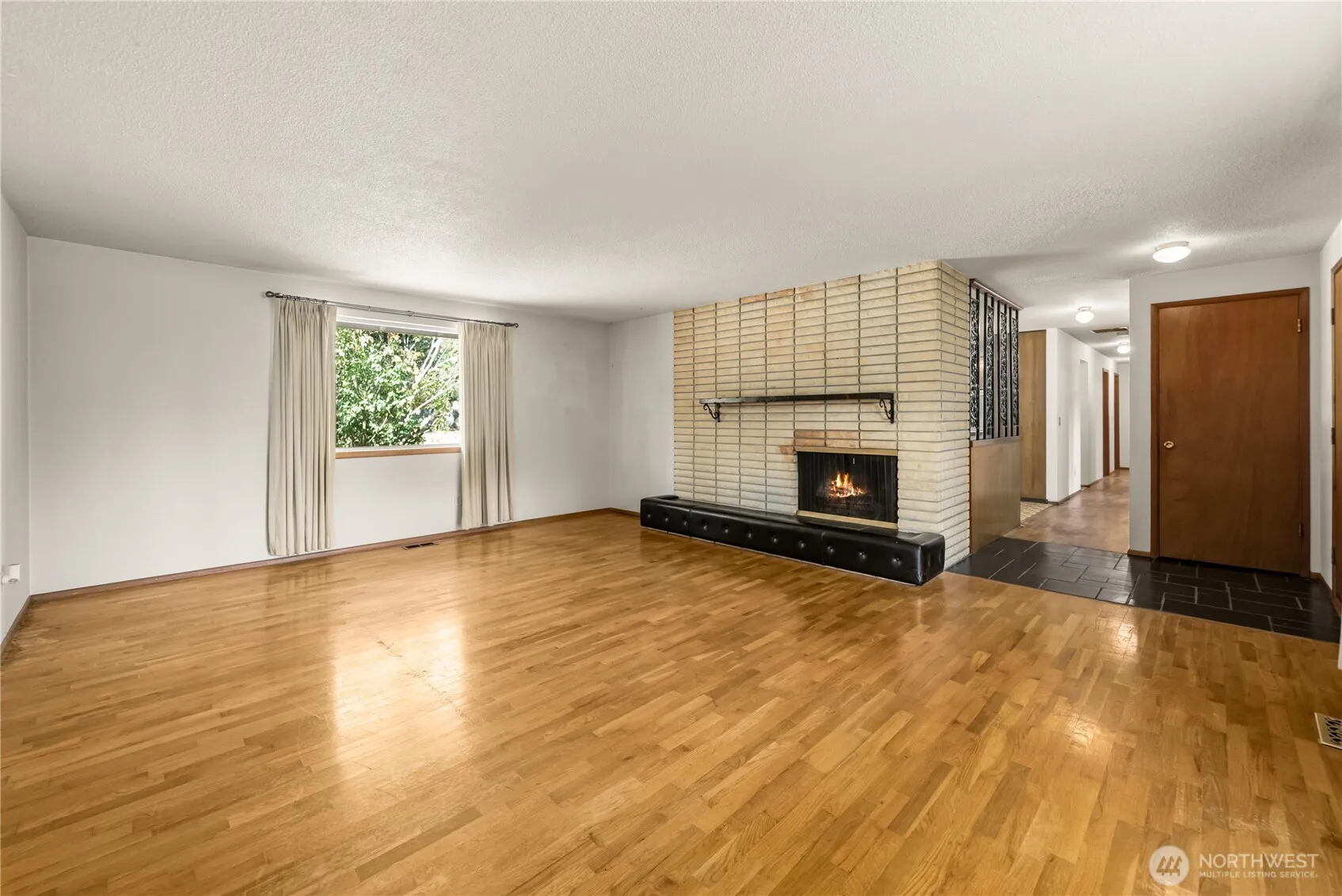 Property photo for 14926 11th Avenue Ct E, Tacoma photo 5