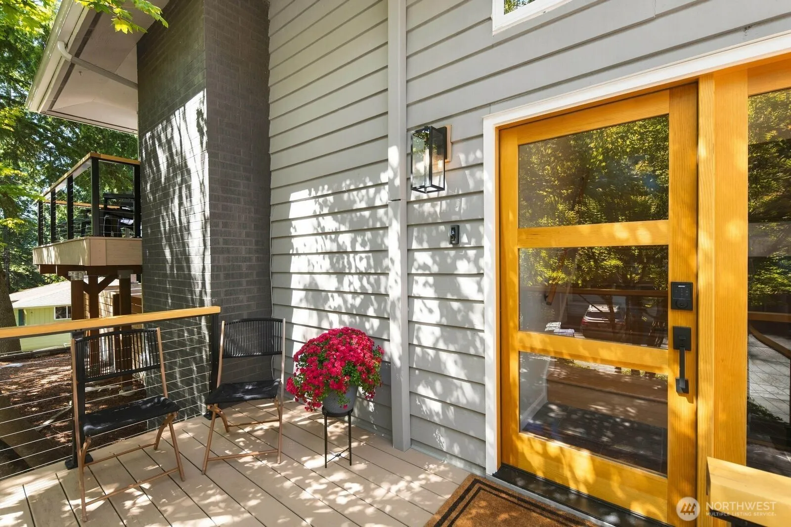 Property photo for 13917 16th Place Sw, Burien photo 3