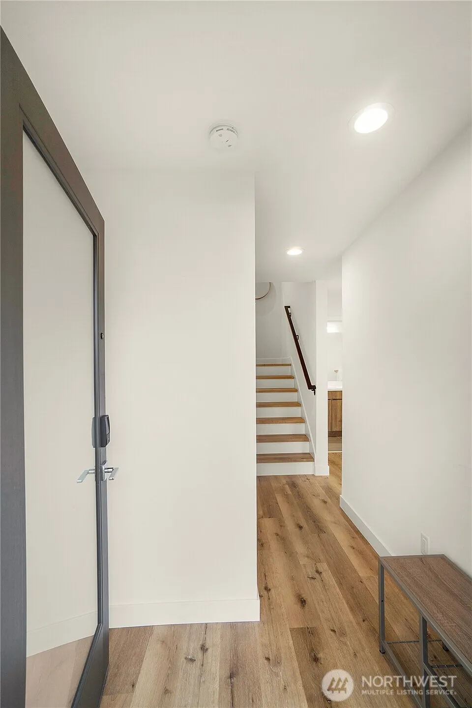 Property photo for 939 Nw 56th Street #b, Seattle photo 2