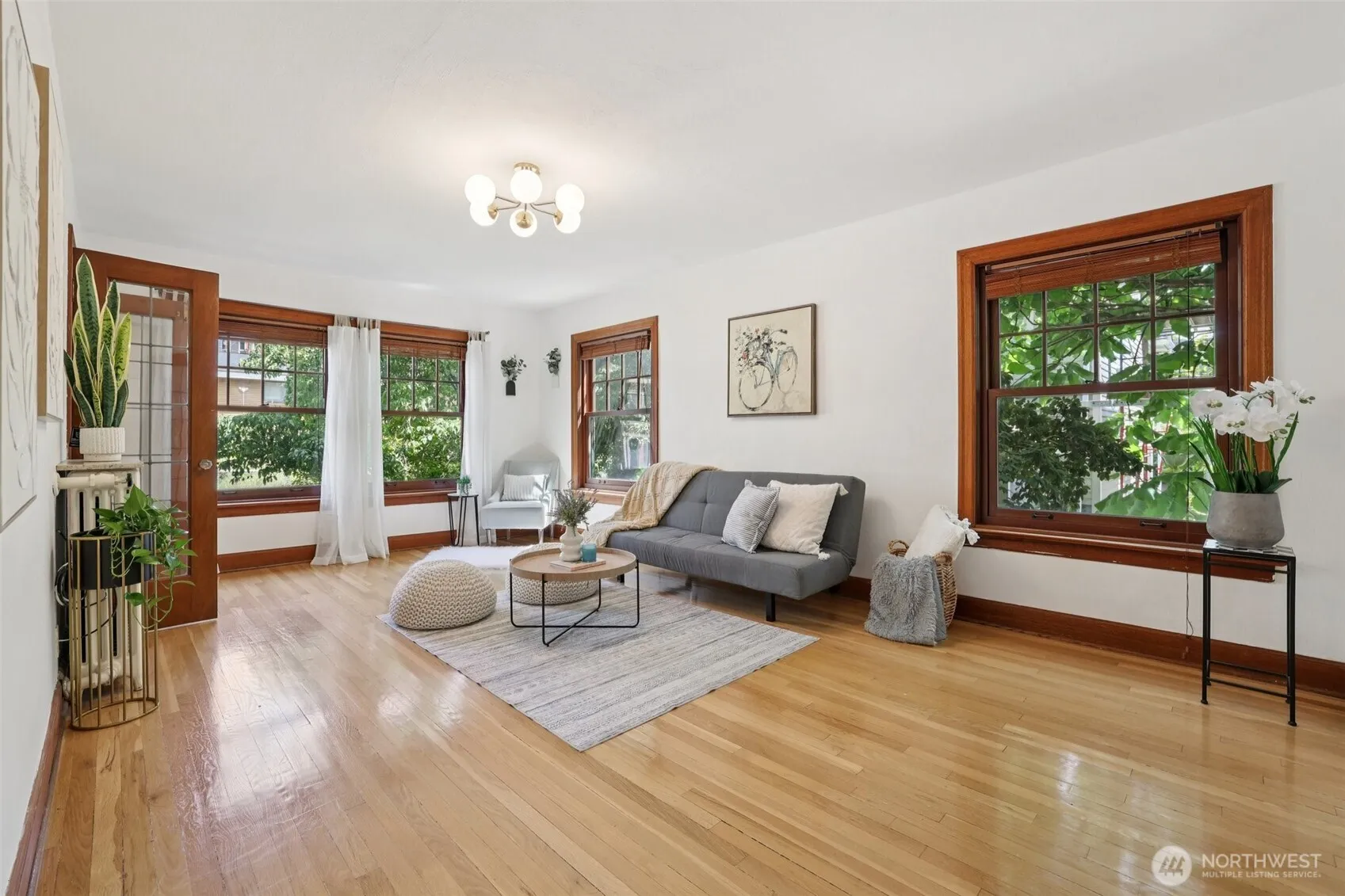 Property photo for 408 Bellevue Avenue E #206, Seattle