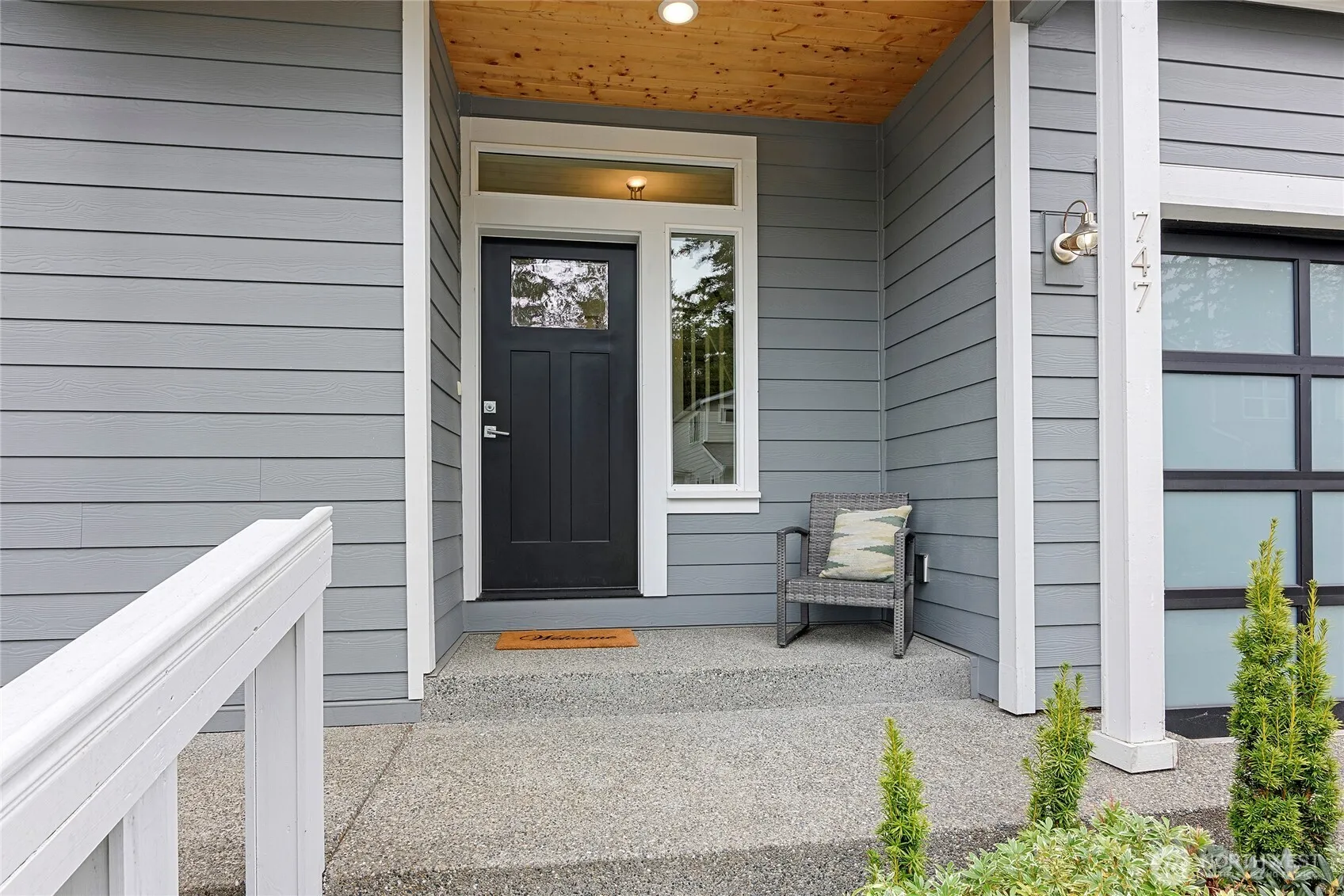 Property photo for 747 Fords Court, Bainbridge Island photo 2