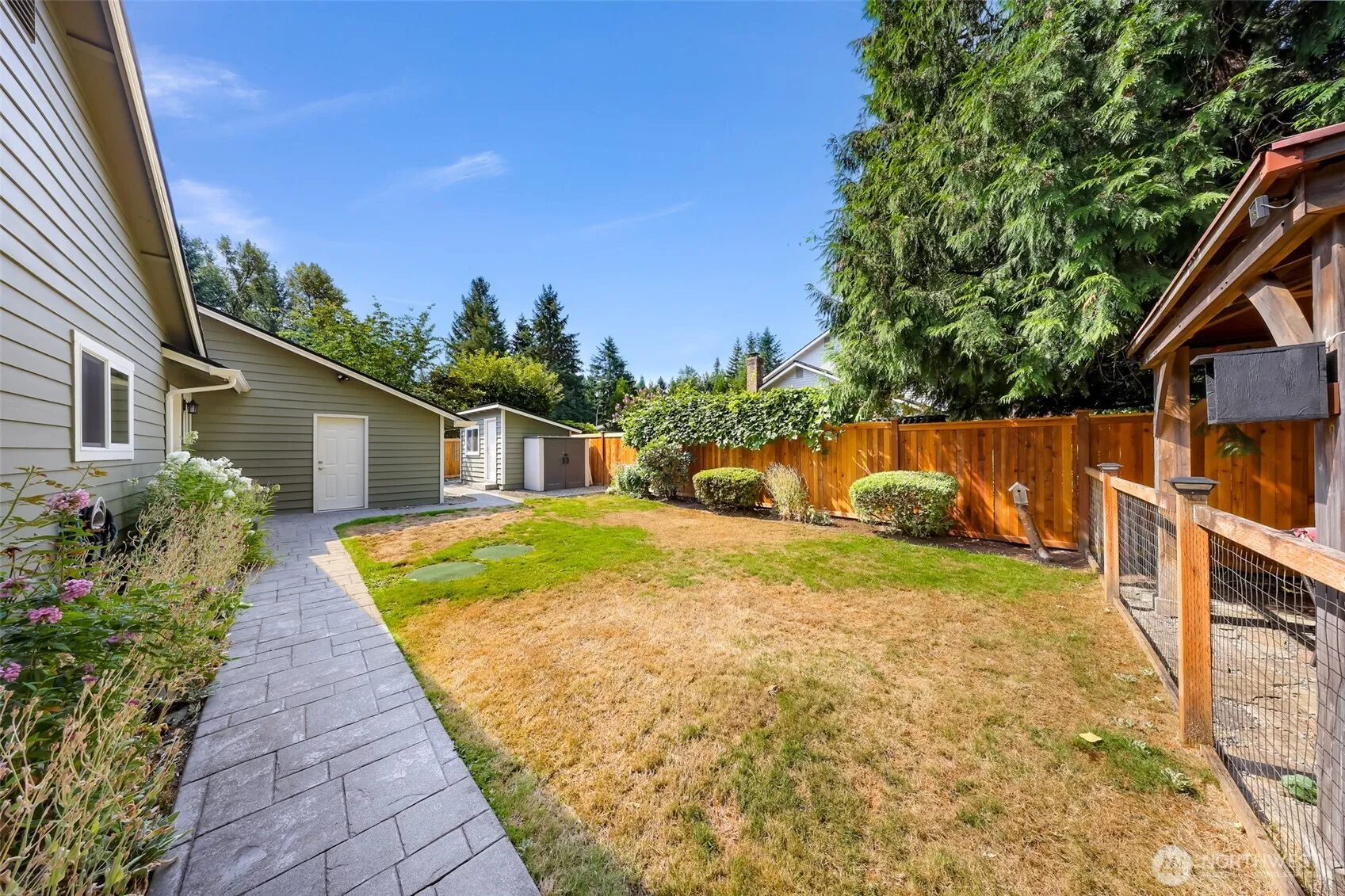Property photo for 24124 Ne 6th Place, Sammamish photo 5