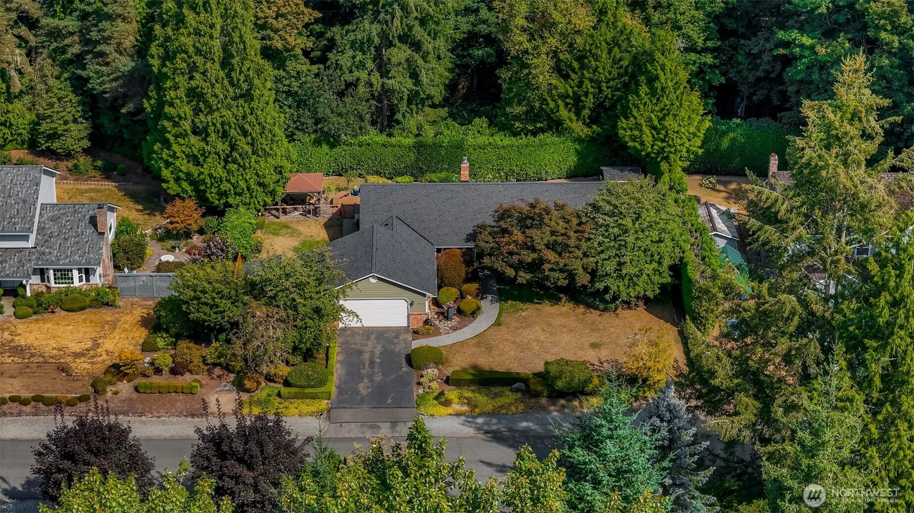 Property photo for 24124 Ne 6th Place, Sammamish photo 2