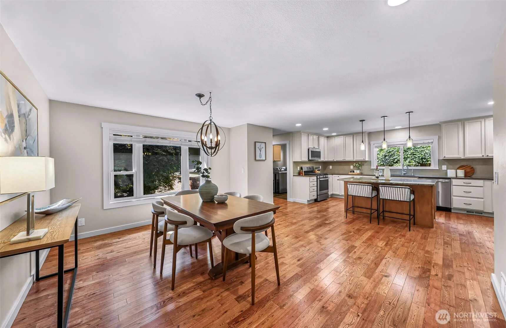 Property photo for 24124 Ne 6th Place, Sammamish photo 4