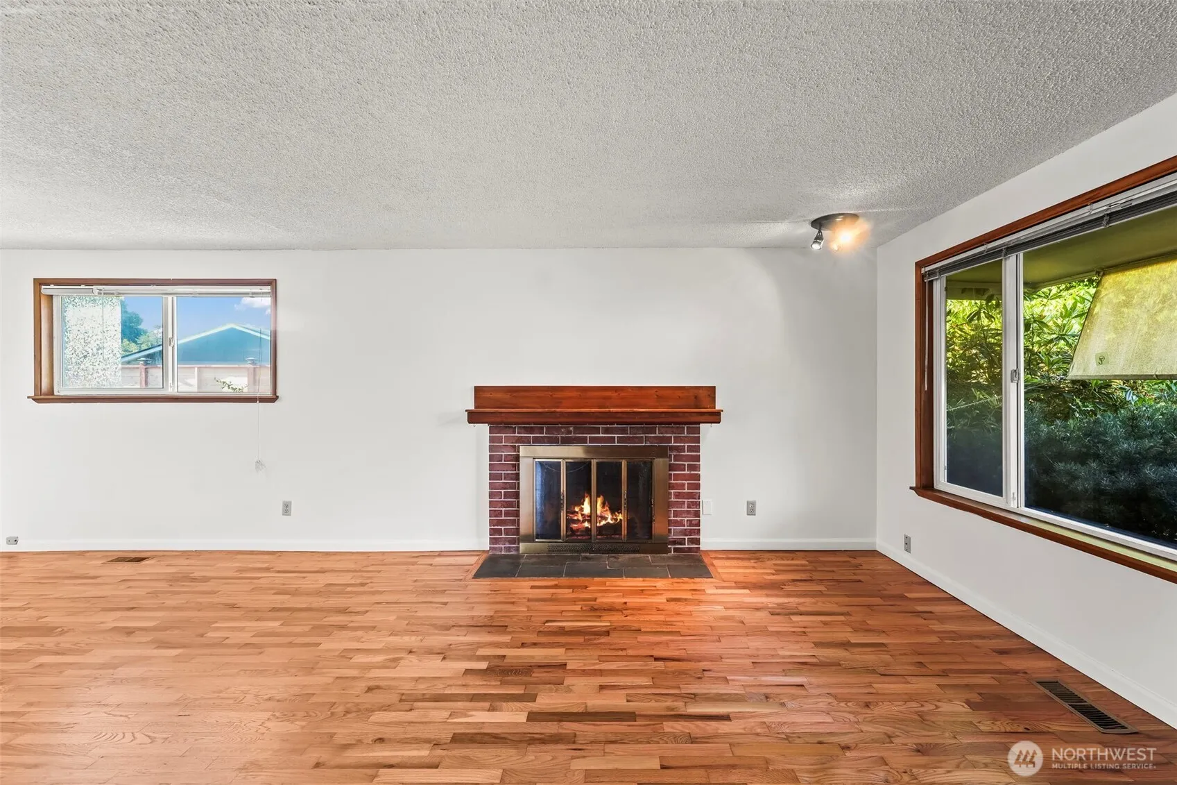 Property photo for 1309 Lenore Drive, Tacoma photo 5