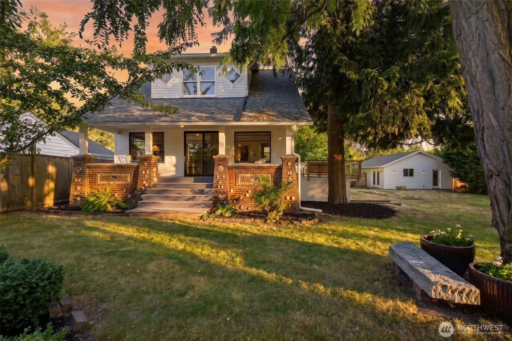 Property photo for 4008 31st Avenue S, Seattle