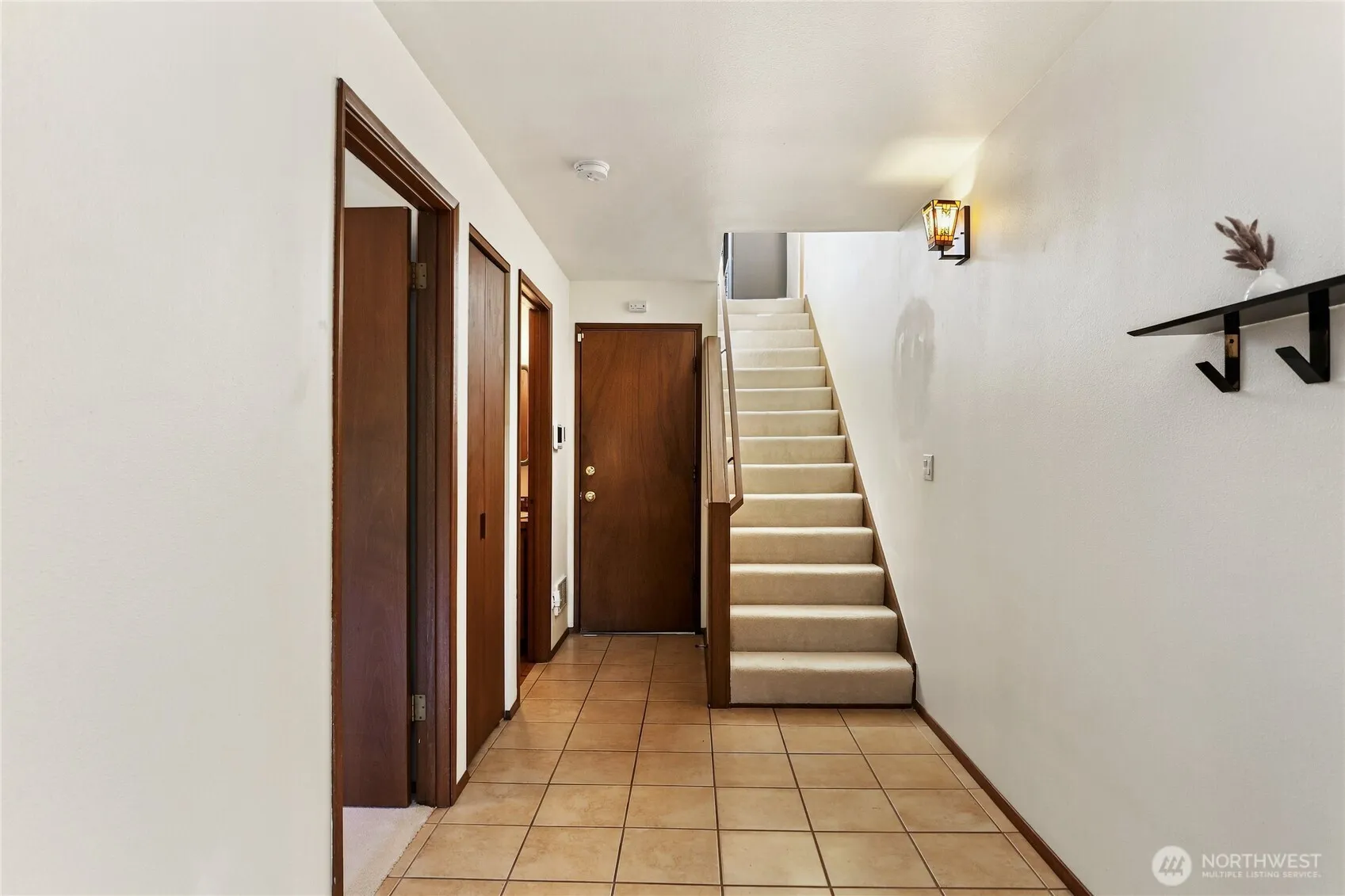 Property photo for 3921 S Angeline Street, Seattle photo 4