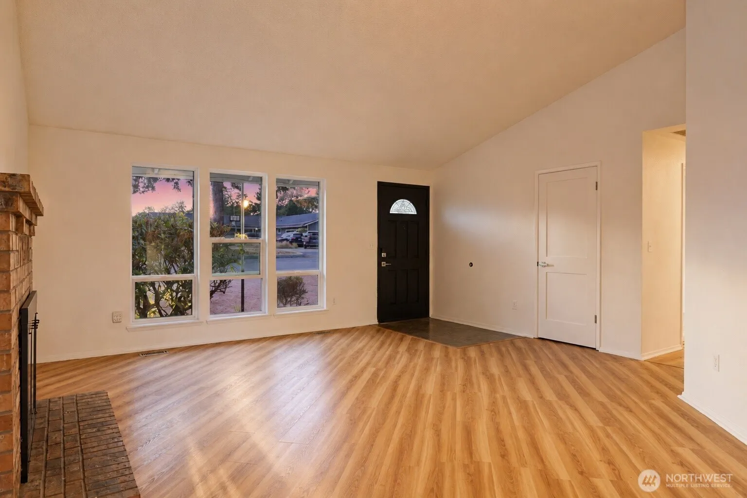 Property photo for 2709 53rd Avenue Ne, Tacoma photo 4