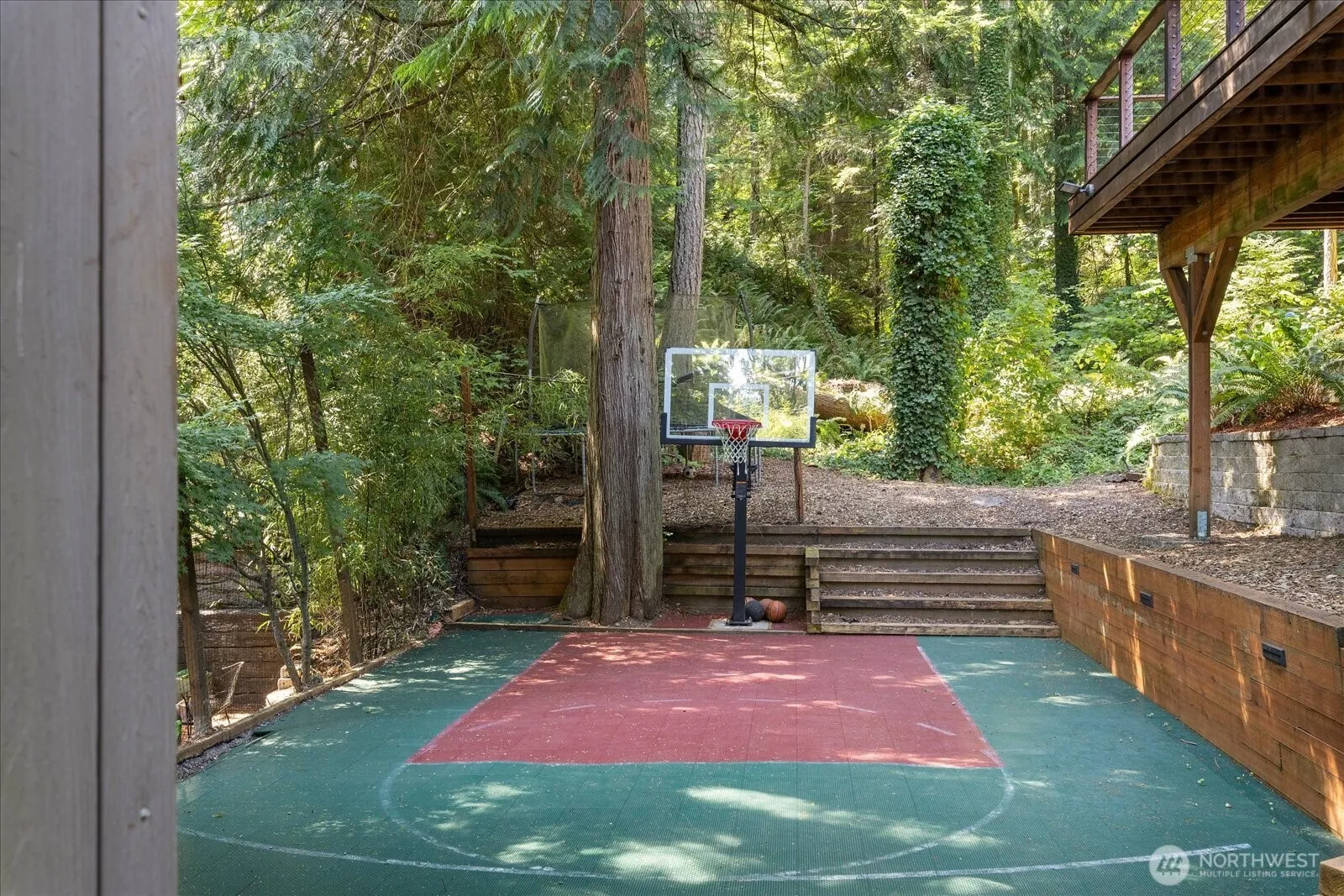 Property photo for 2035 West Lake Sammamish Parkway Se, Bellevue photo 4