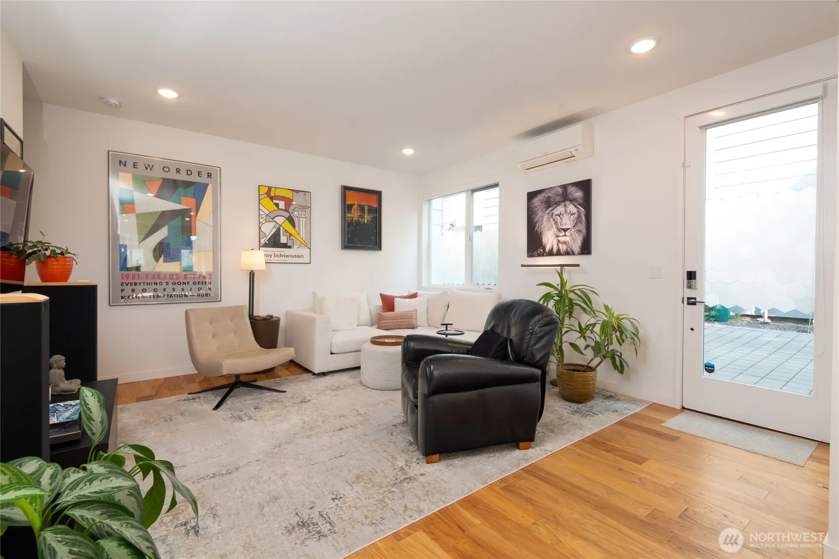 Property photo for 1524 13th Avenue S #a, Seattle photo 5